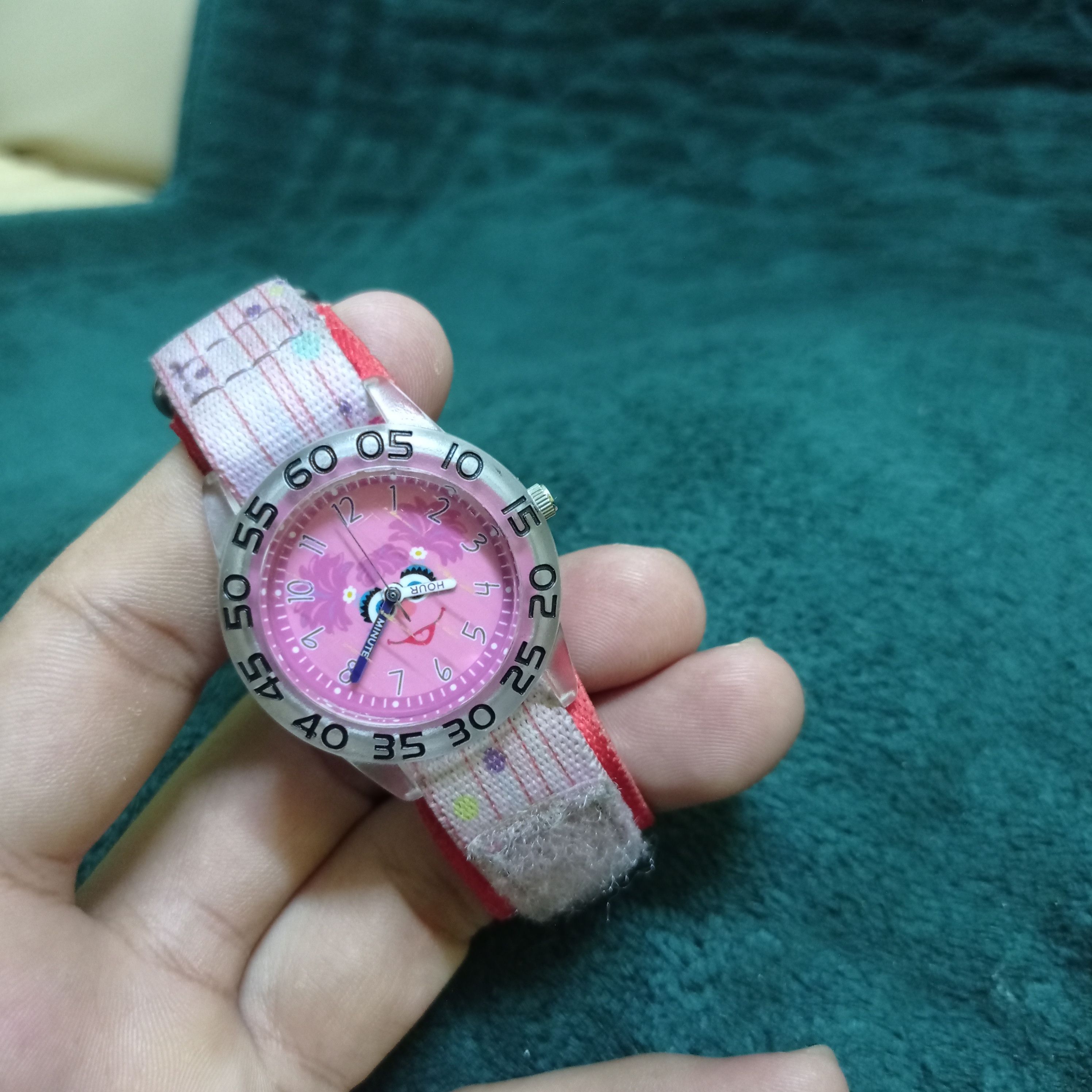 Vintage Retro Sesame Street Ladies Watch (Adjustable Velcro Strap ) Size ONE SIZE - 10 Thumbnail