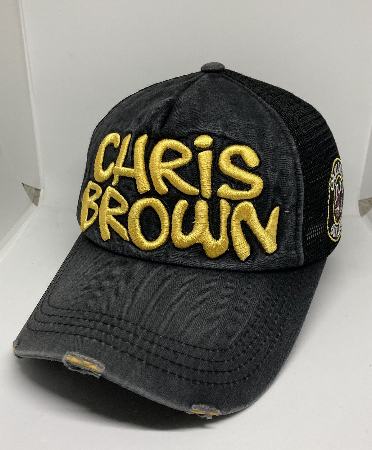 Band Tees Chris Brown Trucker Hat Size ONE SIZE - 1 Thumbnail