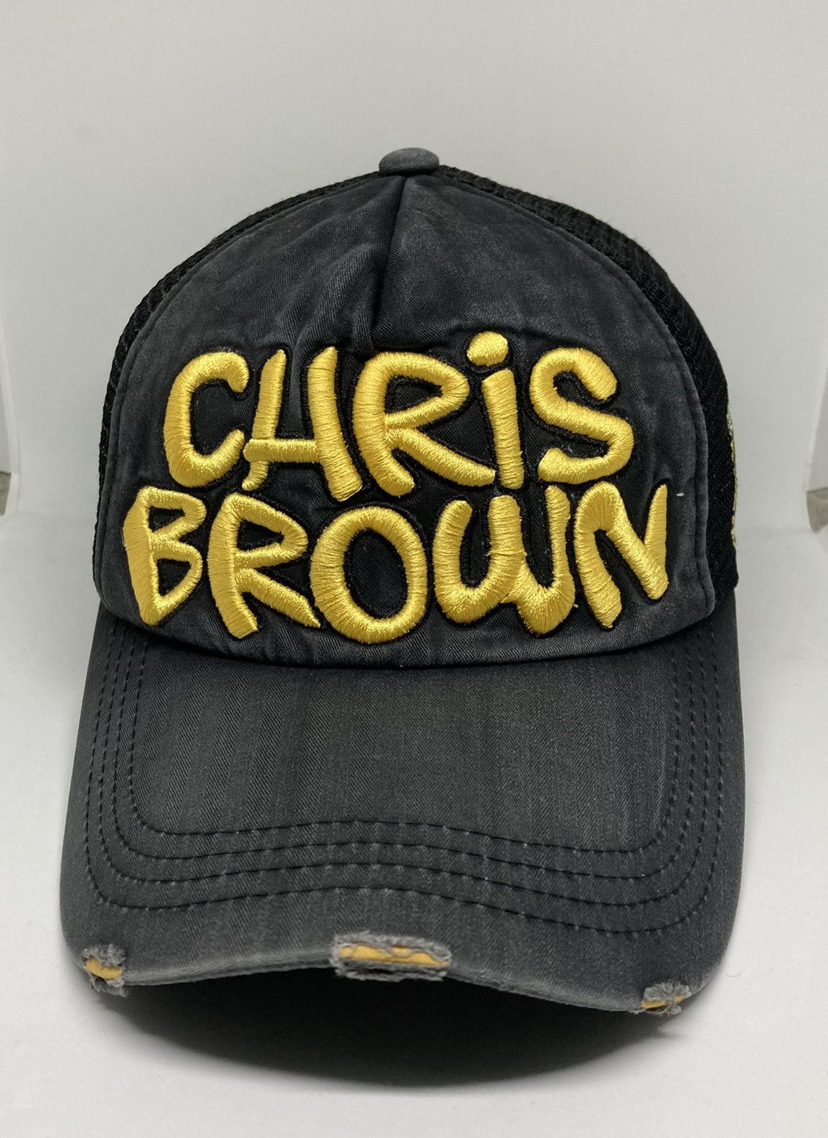 Band Tees Chris Brown Trucker Hat Size ONE SIZE - 2 Thumbnail