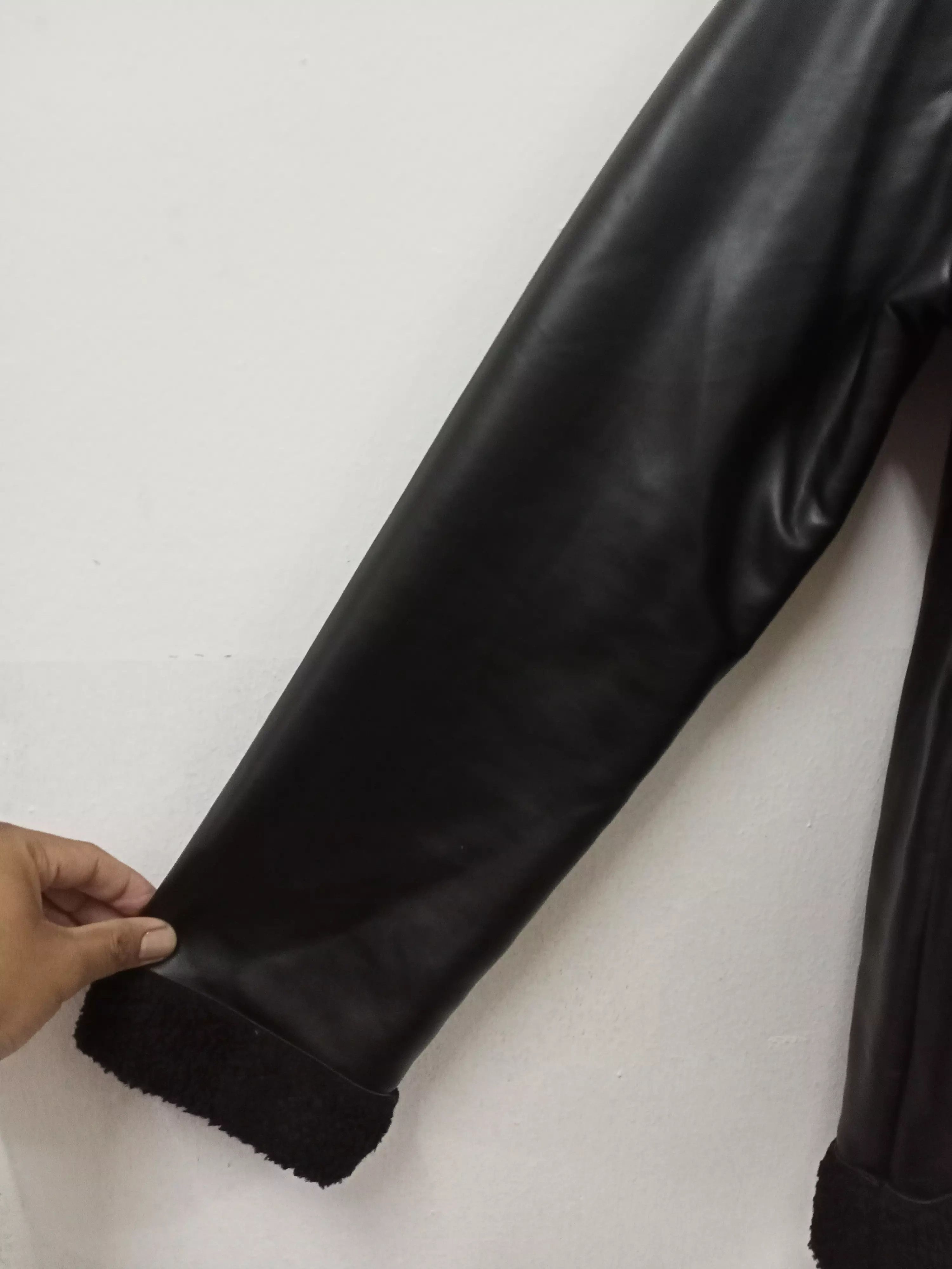 Other Vintage ROLLERGEAR Black Leather Sherpa Jacket Size US M / EU 48-50 / 2 - 6 Thumbnail