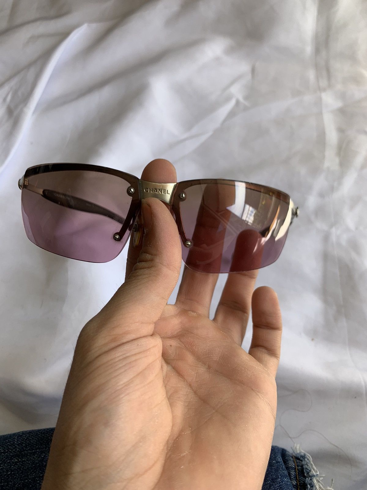 Chanel Vintage Sunglasses Silver 4009 123/77 Size ONE SIZE - 4 Thumbnail