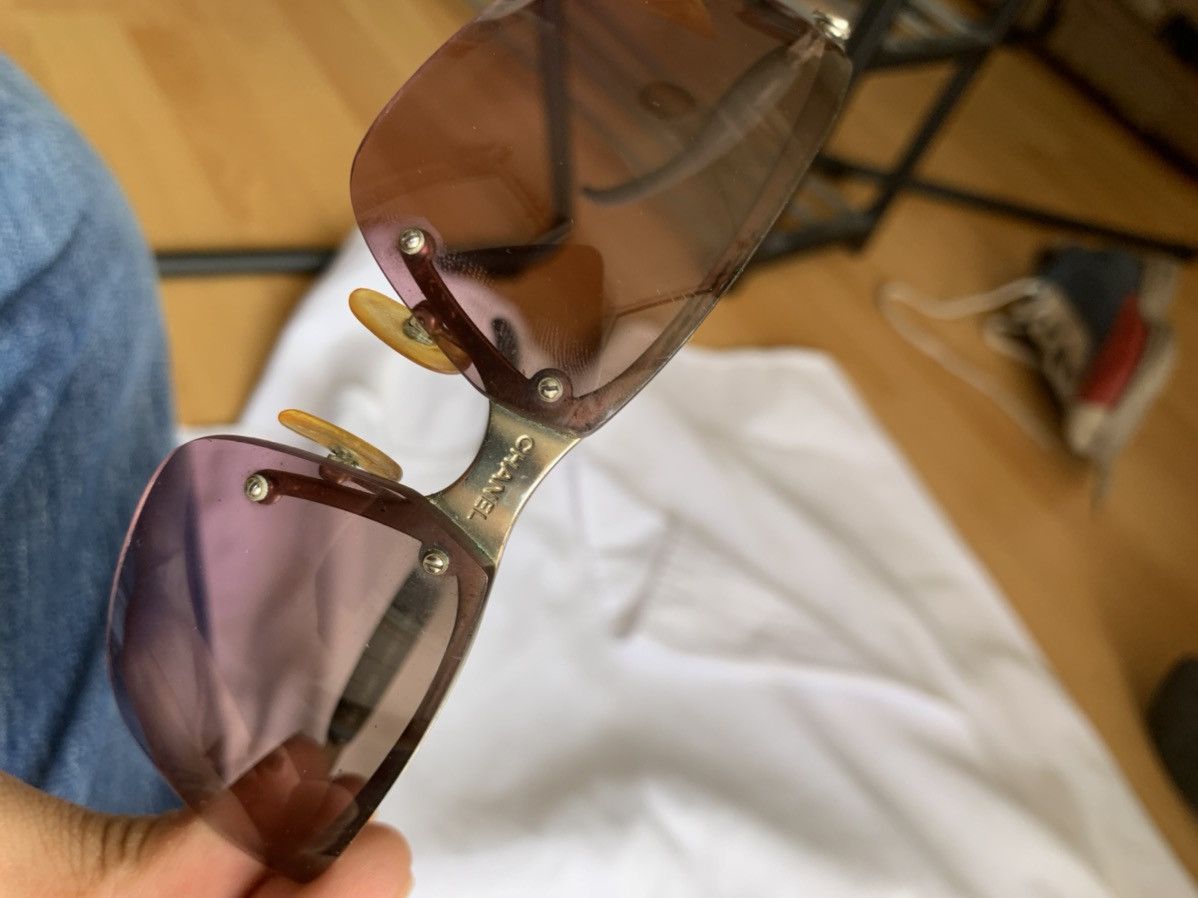 Chanel Vintage Sunglasses Silver 4009 123/77 Size ONE SIZE - 9 Thumbnail