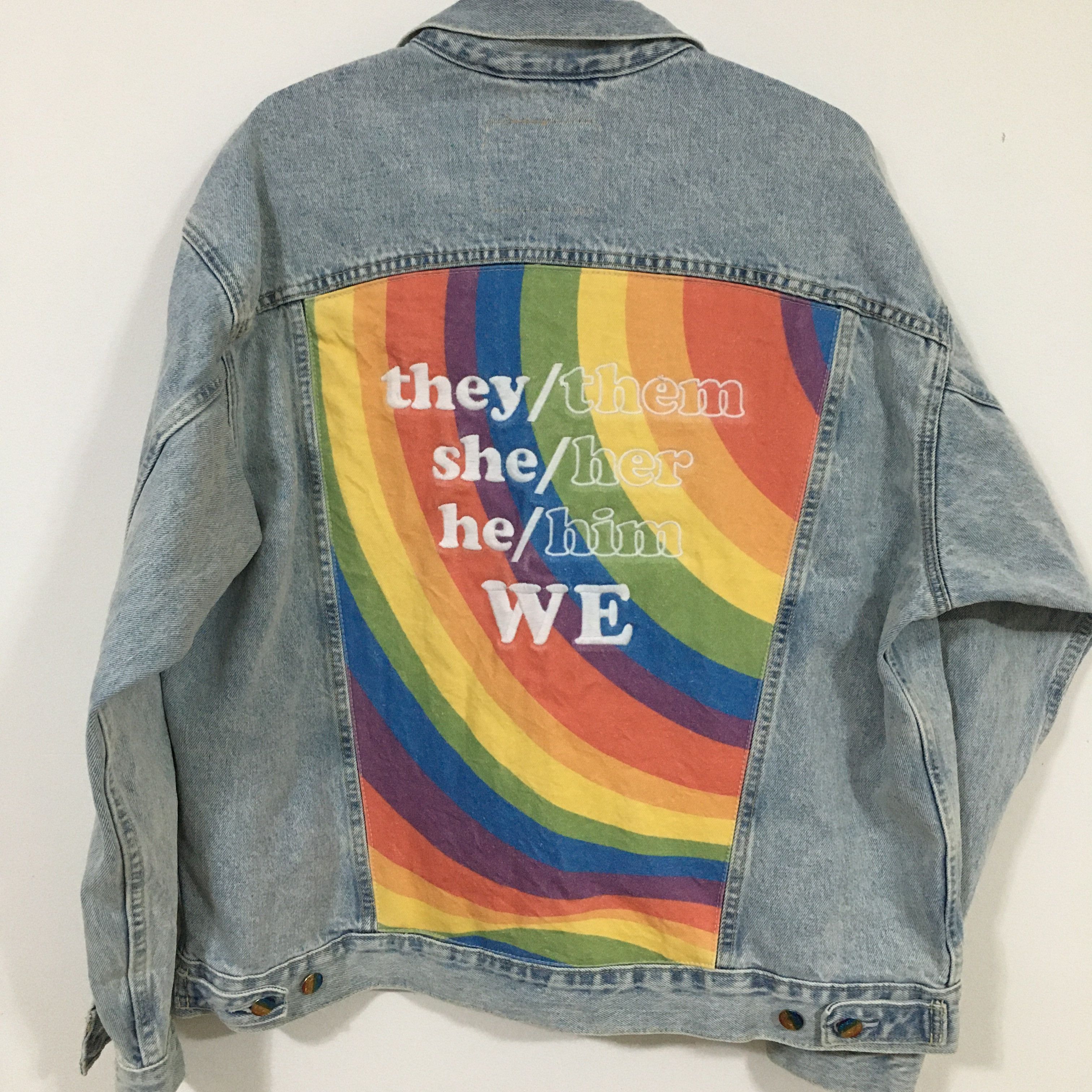 Levi's 🌈Print liberation capsule denim trucker jacket Size US M / EU 48-50 / 2 - 10 Thumbnail