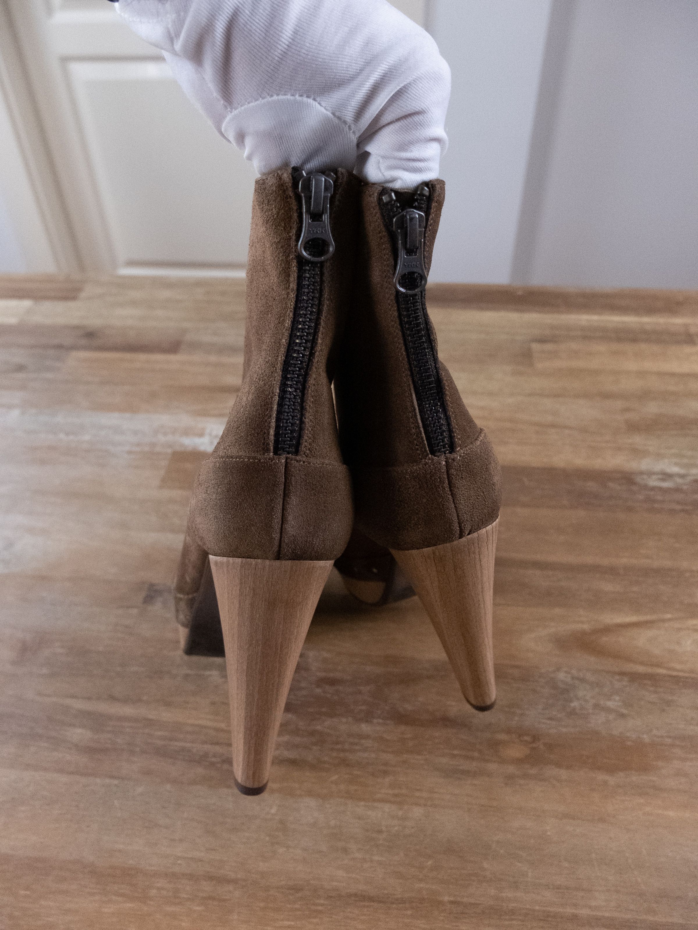 Marni MARNI brown suede & wood platform ankle boots 9.5 39.5 Size US 9.5 / IT 39.5 - 4 Thumbnail