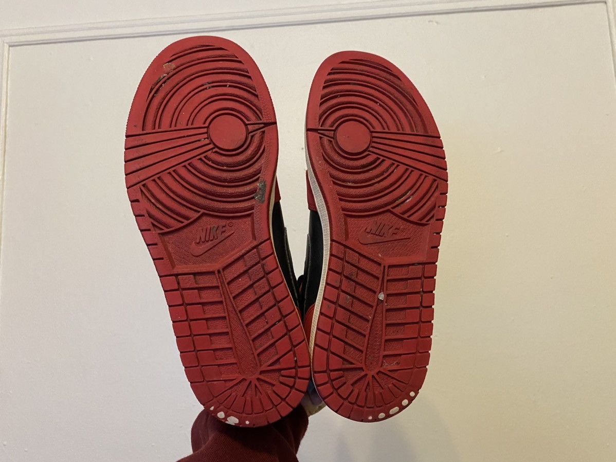 Jordan Brand Air Jordan 1 Mid 2013 Bred Size US 8 / EU 41 - 4 Thumbnail