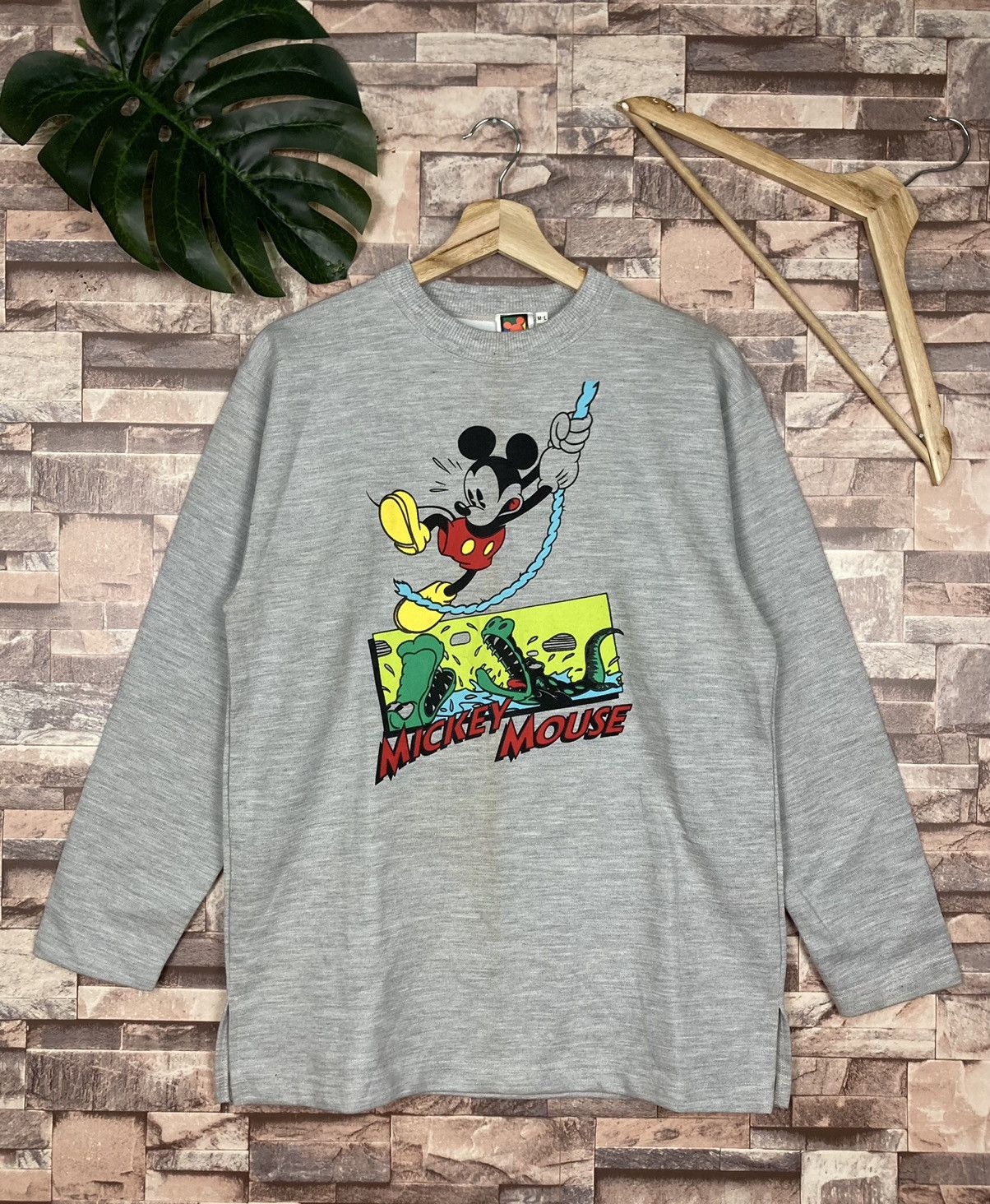 Disney Mickey mouse with crocodile #33-1 Size US M / EU 48-50 / 2 - 1 Thumbnail