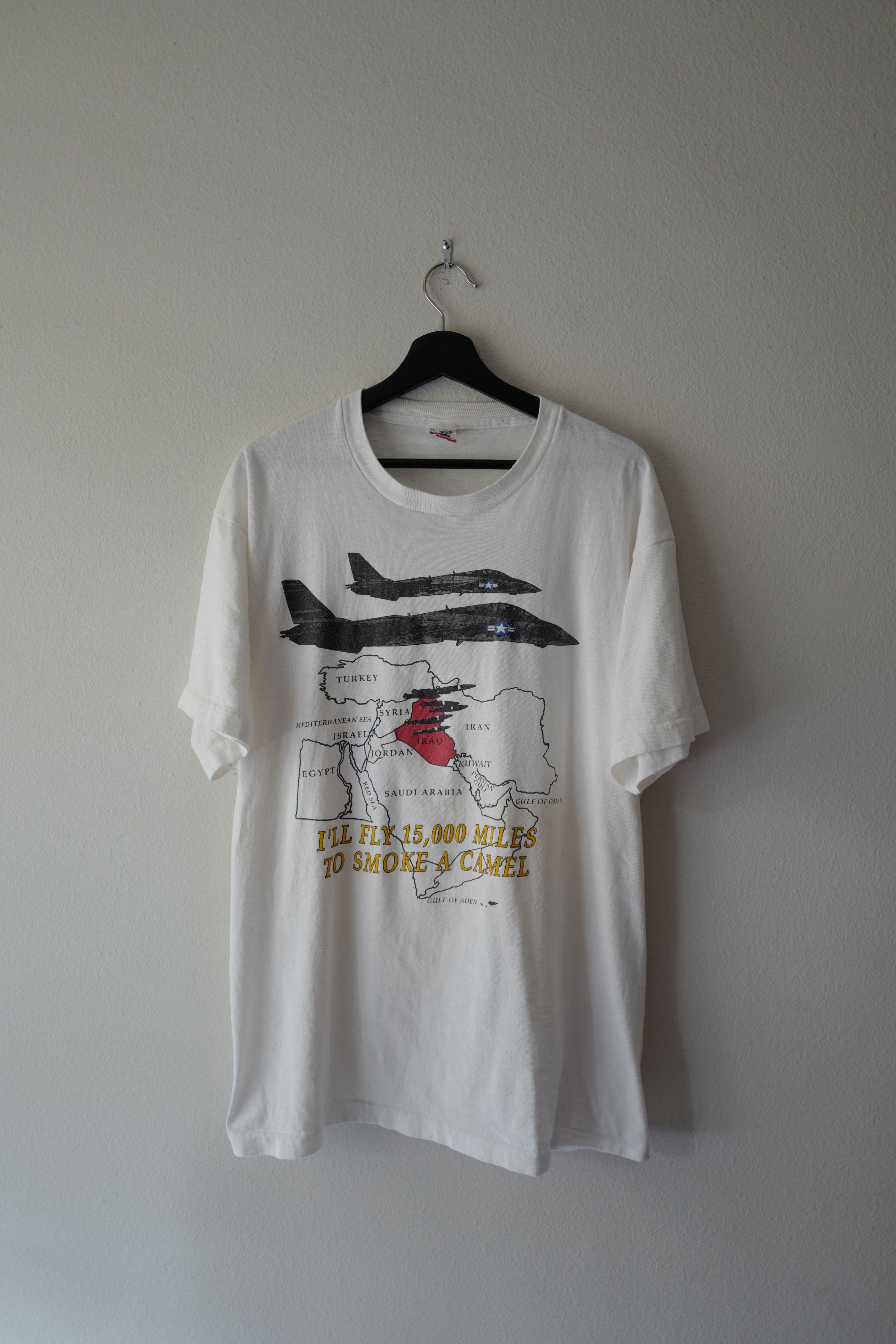 Vintage Vintage Air Force / Iraq / Smoke a Camel Tee Size US XL / EU 56 / 4 - 1 Thumbnail