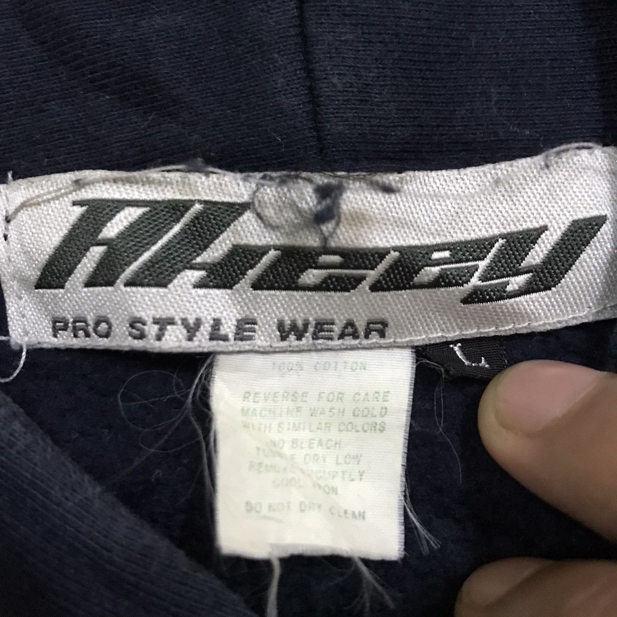 AKEEY pRo style wear block logo hoodie