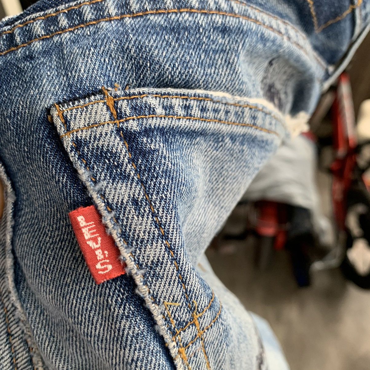 Levi's Vintage 90s Levis Big E Trashed Distressed Jeans Denim Pant Size US 29 - 8 Thumbnail