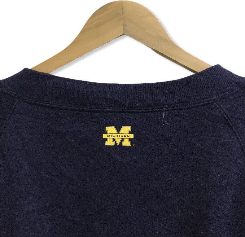 Japanese Brand Vintage University of michigan loose neck croped sweatshirt Size US S / EU 44-46 / 1 - 6 Thumbnail