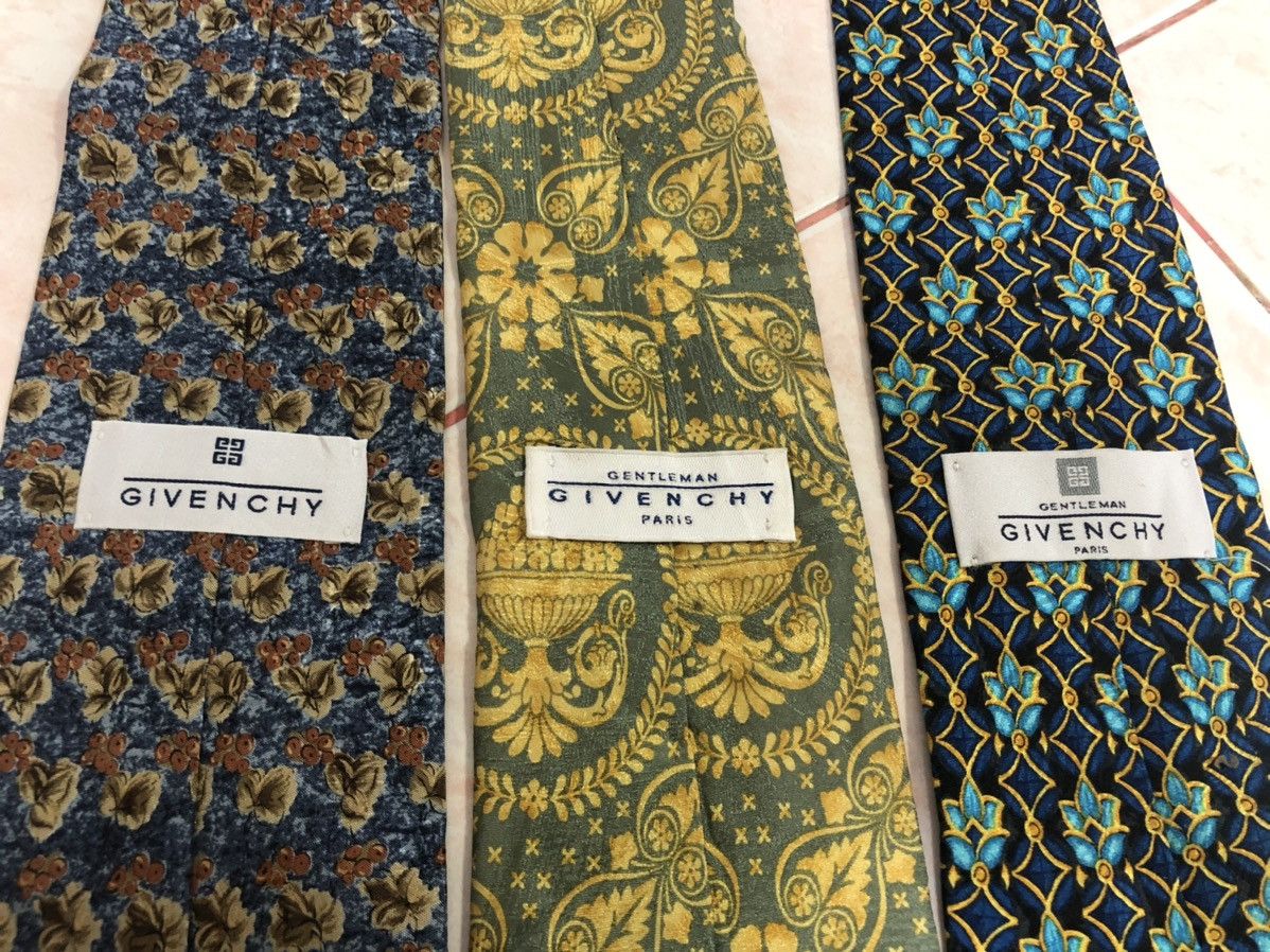 Givenchy Combo 3pcs Necktie Givenchy Silk Material Art Design Size ONE SIZE - 3 Thumbnail