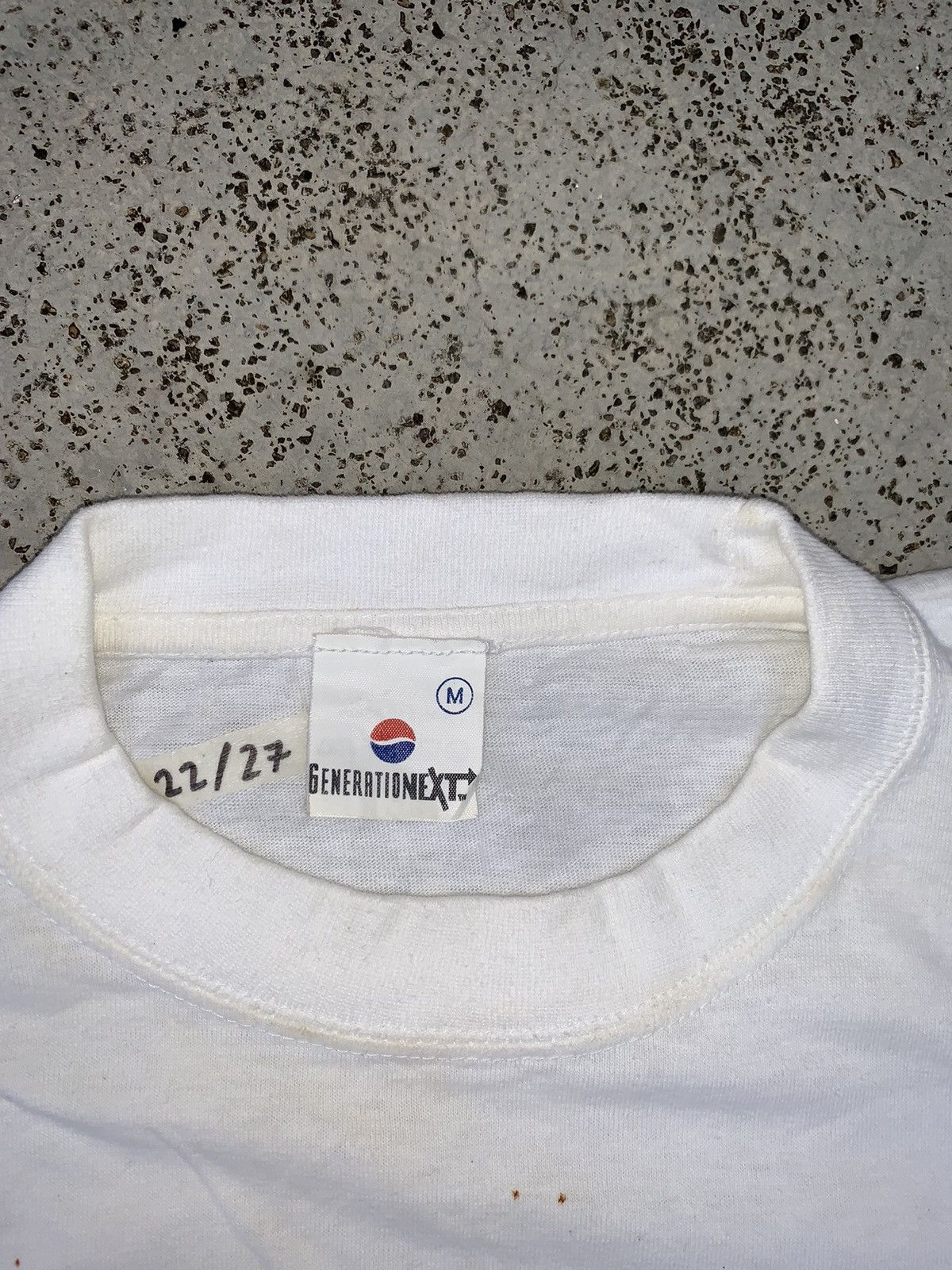 Band Tees 90s Pepsi GeneratioNEXT Spice Girl Distress T-Shirt Size US M / EU 48-50 / 2 - 5 Thumbnail