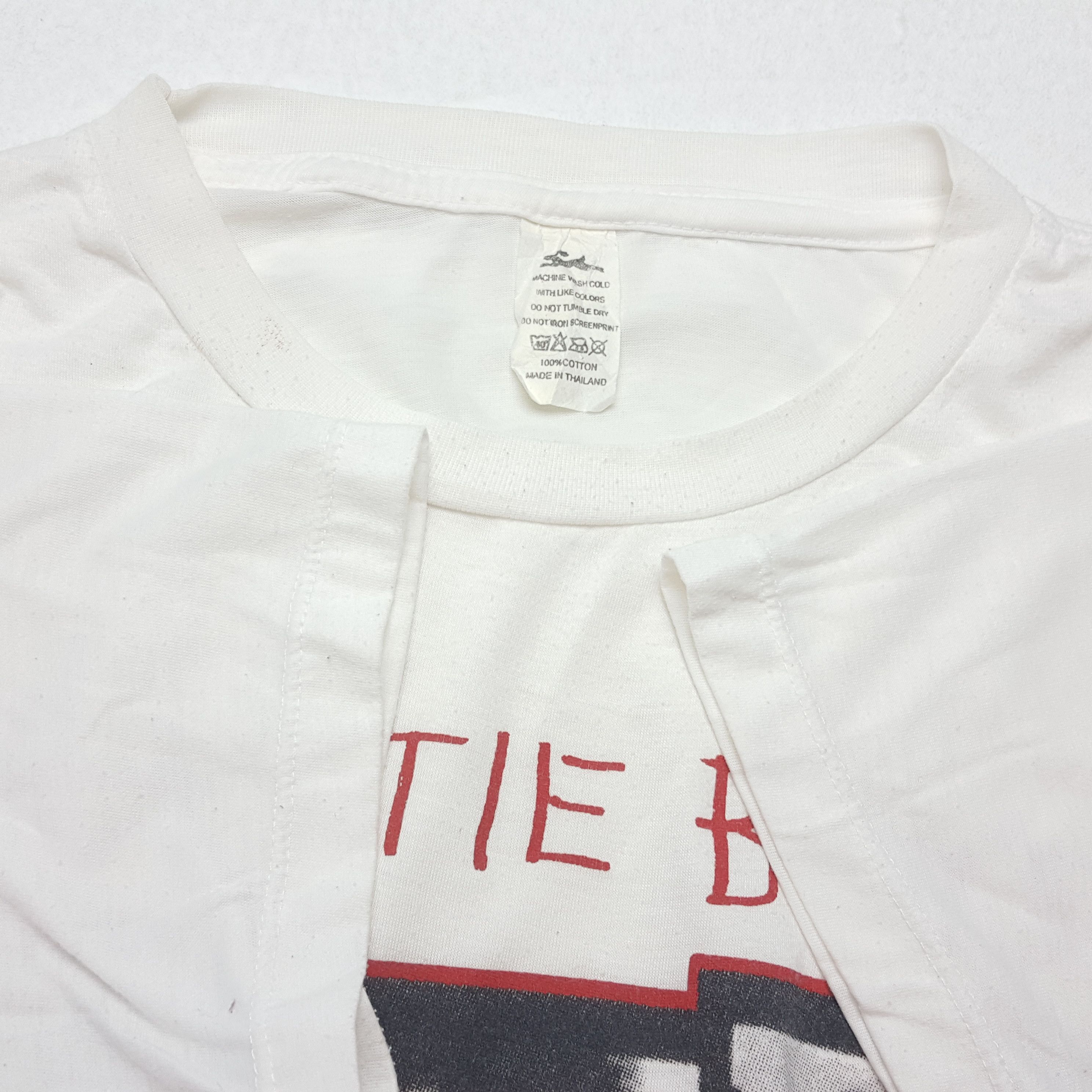 Band Tees × Rap Tees × Vintage Vintage BEASTIE BOYS American Rapper Group T-Shirt Size US S / EU 44-46 / 1 - 5 Thumbnail