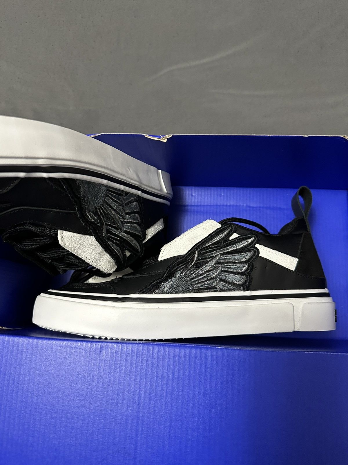 Marcelo Burlon MARCELO BURLON WINGS SNEAKERS Size US 8 / EU 41 - 2 Thumbnail