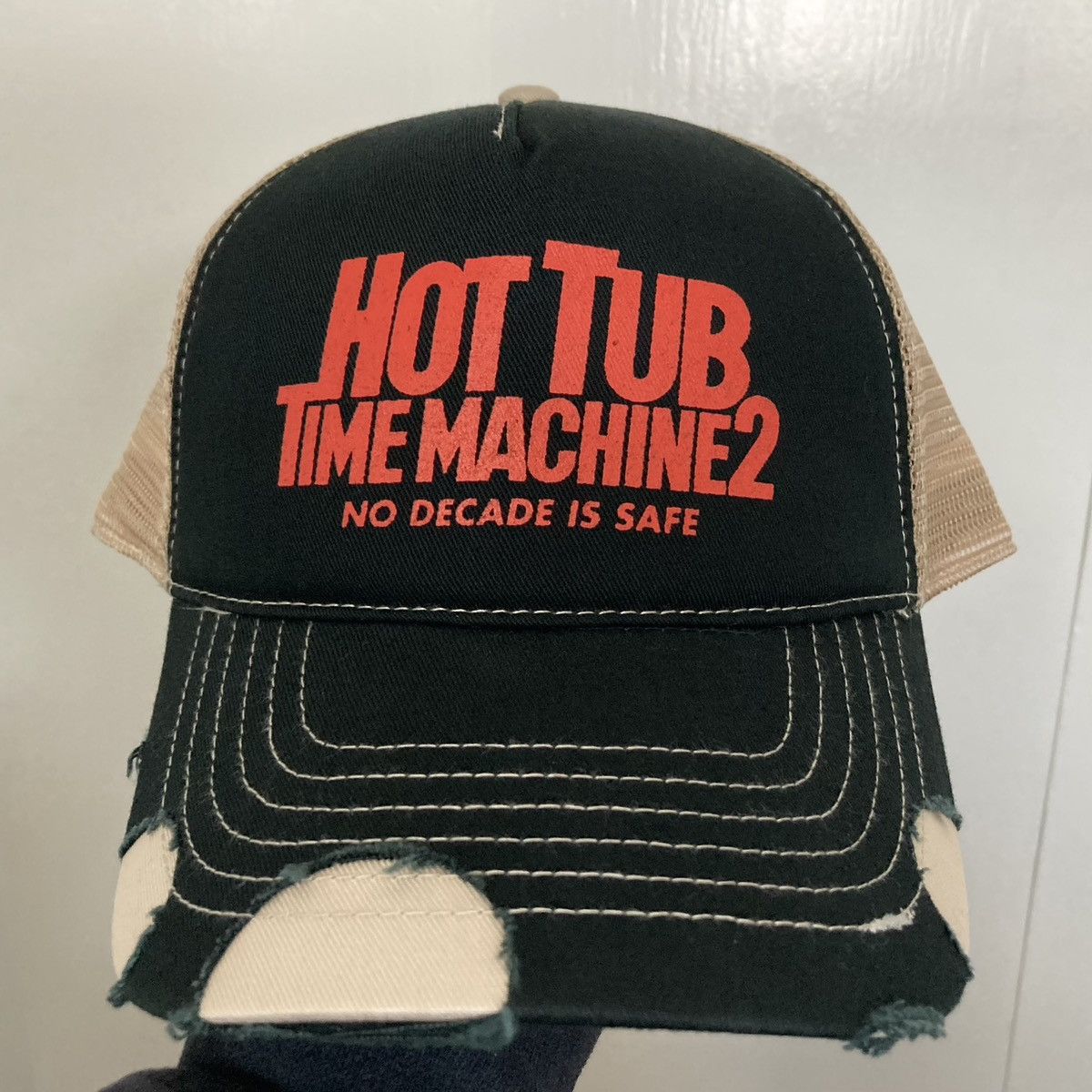 Vintage HOT TUB TIME MACHINE 2 MOVIE TRUCKER HAT CAP 2015 PROMO BLK Size ONE SIZE - 1 Thumbnail
