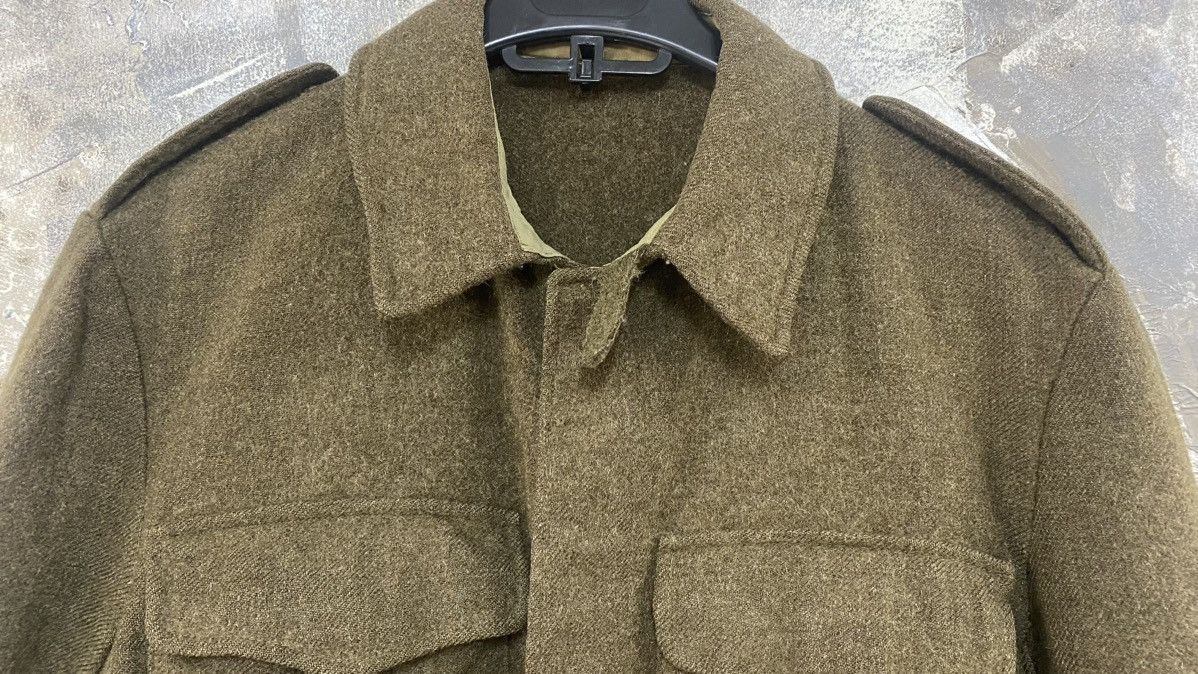 Vintage Vintage Military Wool Eisenhower Jacket Size US M / EU 48-50 / 2 - 4 Thumbnail