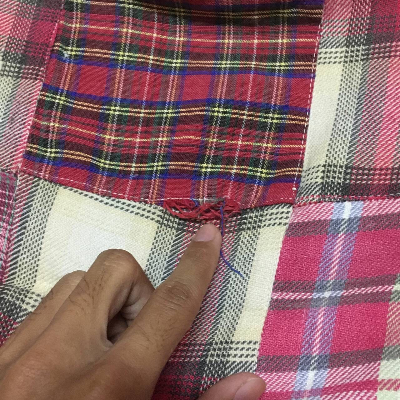 Japanese Brand Nepuca Patchwork Sweatshirt Red Tartan Size US L / EU 52-54 / 3 - 5 Thumbnail
