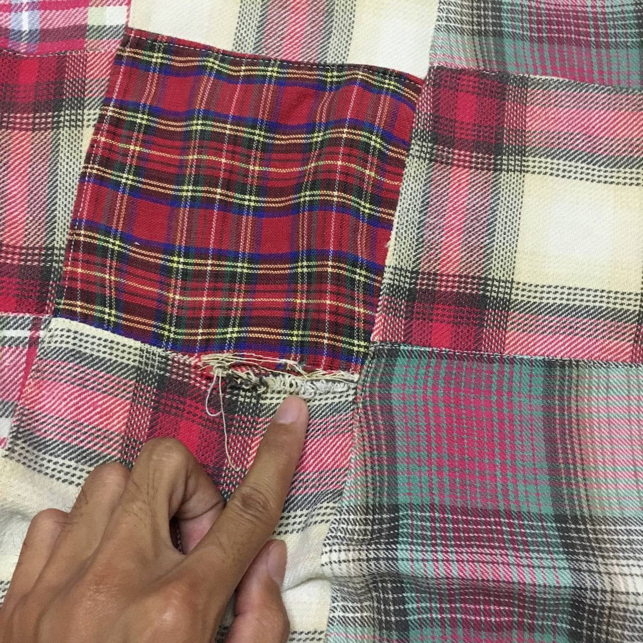 Japanese Brand Nepuca Patchwork Sweatshirt Red Tartan Size US L / EU 52-54 / 3 - 9 Thumbnail