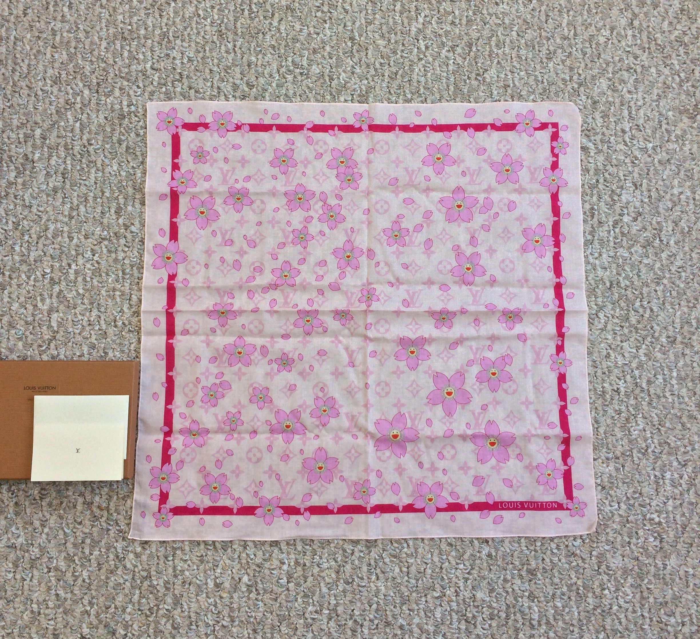 Louis Vuitton × Takashi Murakami NEW Louis Vuitton x Murakami Cosmic Blossom Monogram Scarf Size ONE SIZE - 1 Thumbnail
