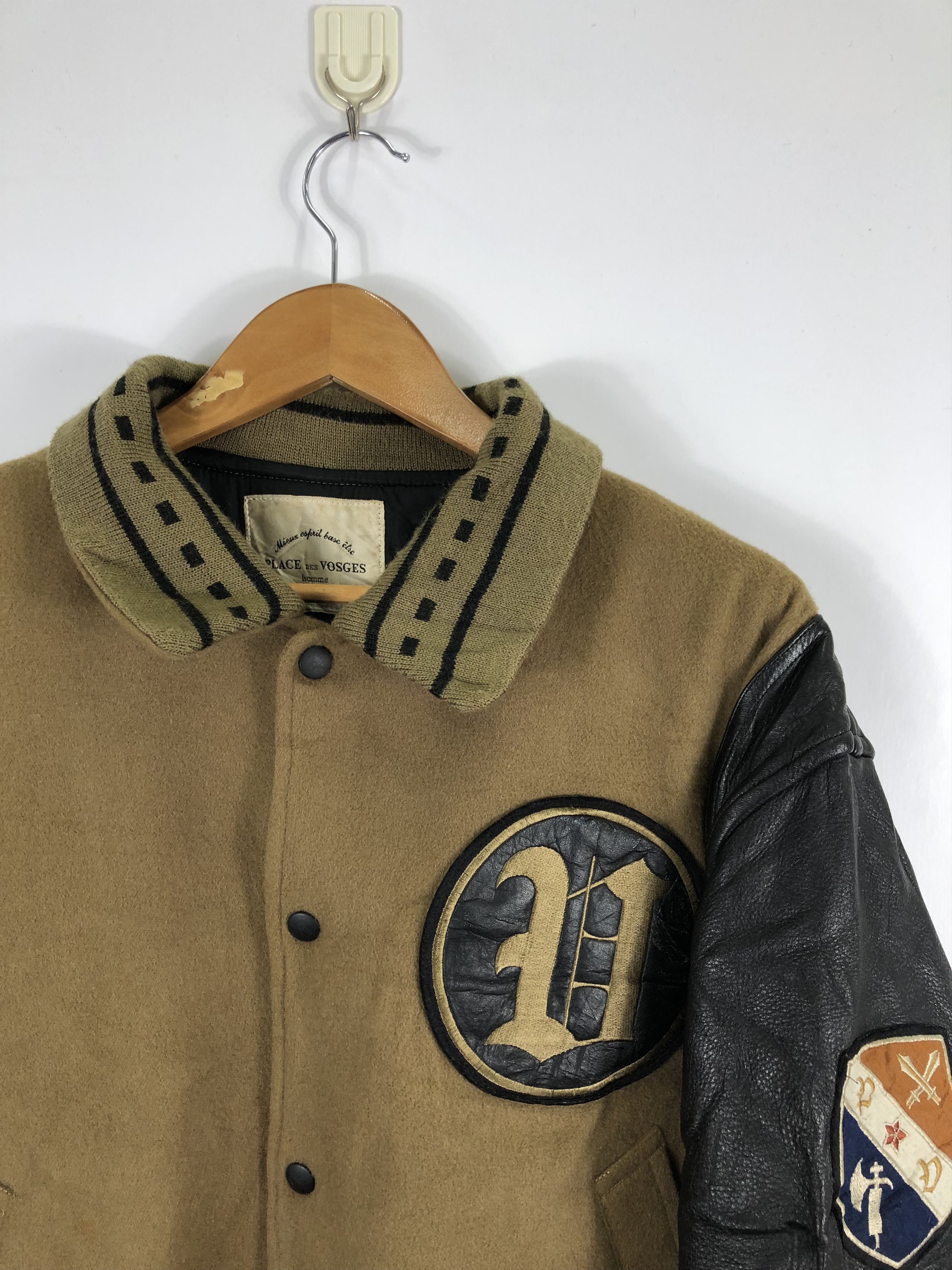 Designer Vintage 80s Place Des Vosges Varsity Leather Sleeve V0241 Size US L / EU 52-54 / 3 - 6 Thumbnail