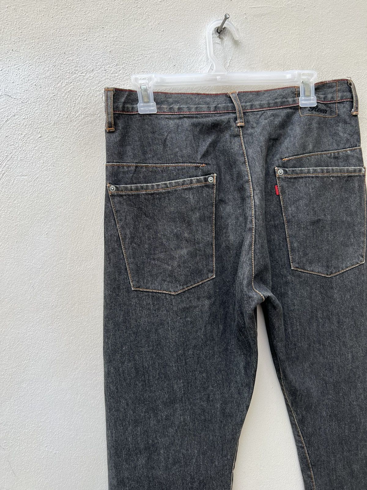 roarguns Vintage 90s Hiromu ROEN Japan Fade Denim Distressed Jeans Size US 30 / EU 46 - 13 Thumbnail