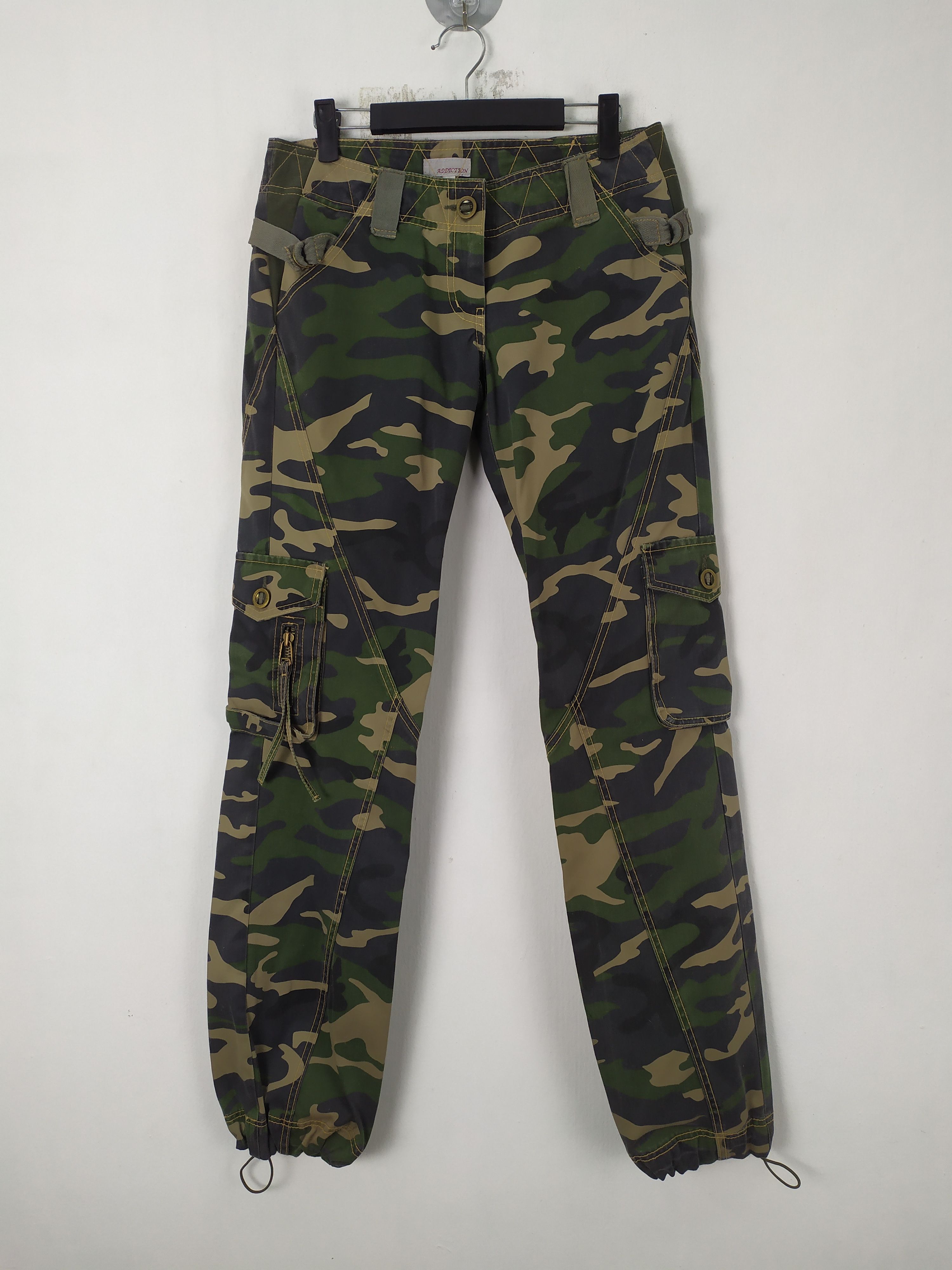 ADDICT ADDICTION CAMO LOWRISE CARGO PANTS MULTIPOCKET BAPE STYLE Size US 29 - 1 Thumbnail