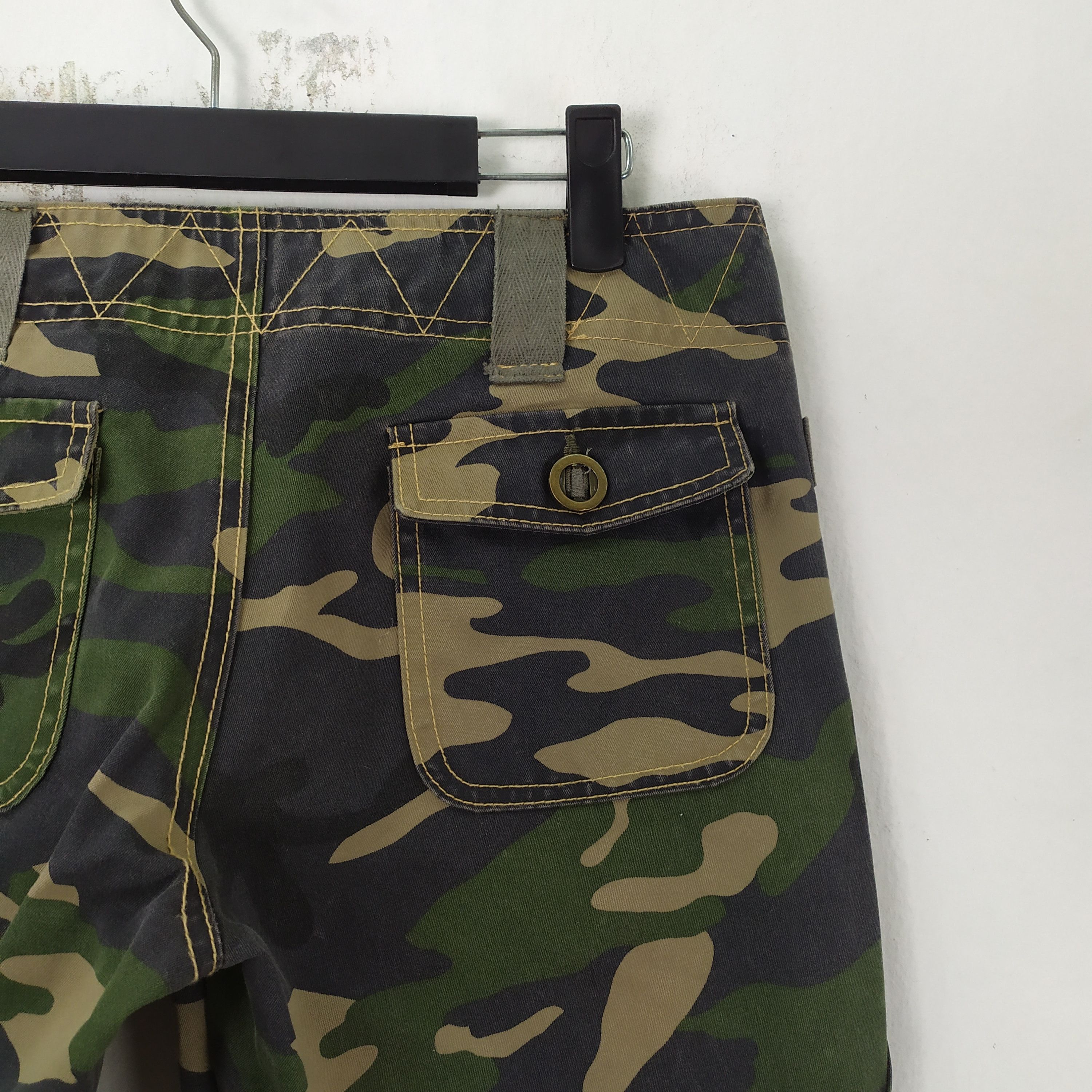 ADDICT ADDICTION CAMO LOWRISE CARGO PANTS MULTIPOCKET BAPE STYLE Size US 29 - 13 Thumbnail