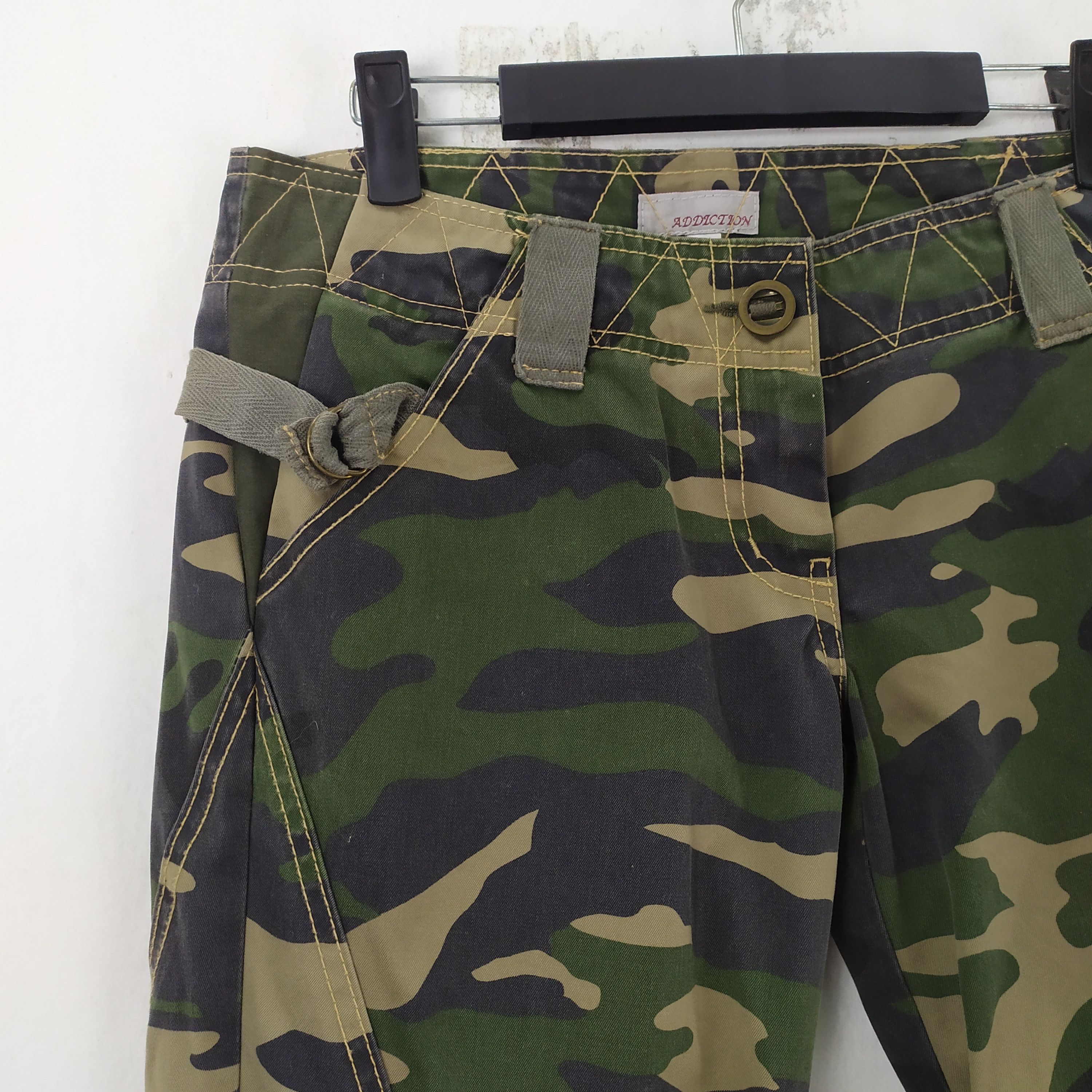 ADDICT ADDICTION CAMO LOWRISE CARGO PANTS MULTIPOCKET BAPE STYLE Size US 29 - 3 Thumbnail