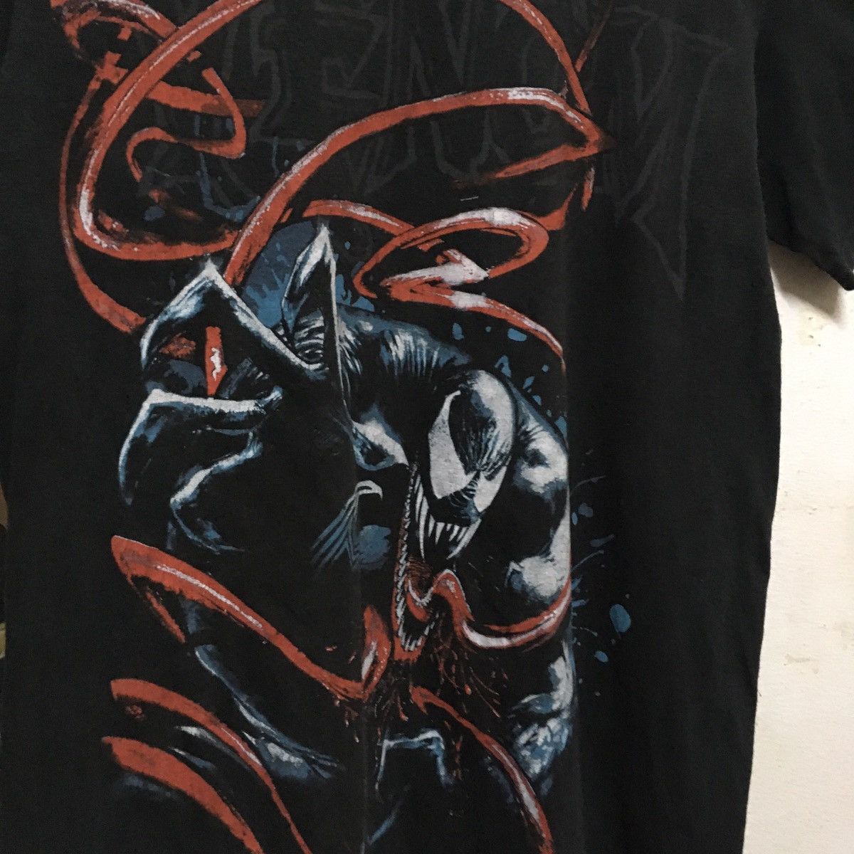 Marvel Comics Vintage faded marvel venom tee shirt Size US S / EU 44-46 / 1 - 2 Thumbnail