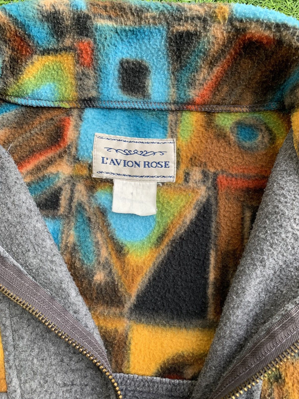 Japanese Brand Japanese Brand L’Avion Rose 🌹 Art Design Fleece Size US M / EU 48-50 / 2 - 8 Thumbnail