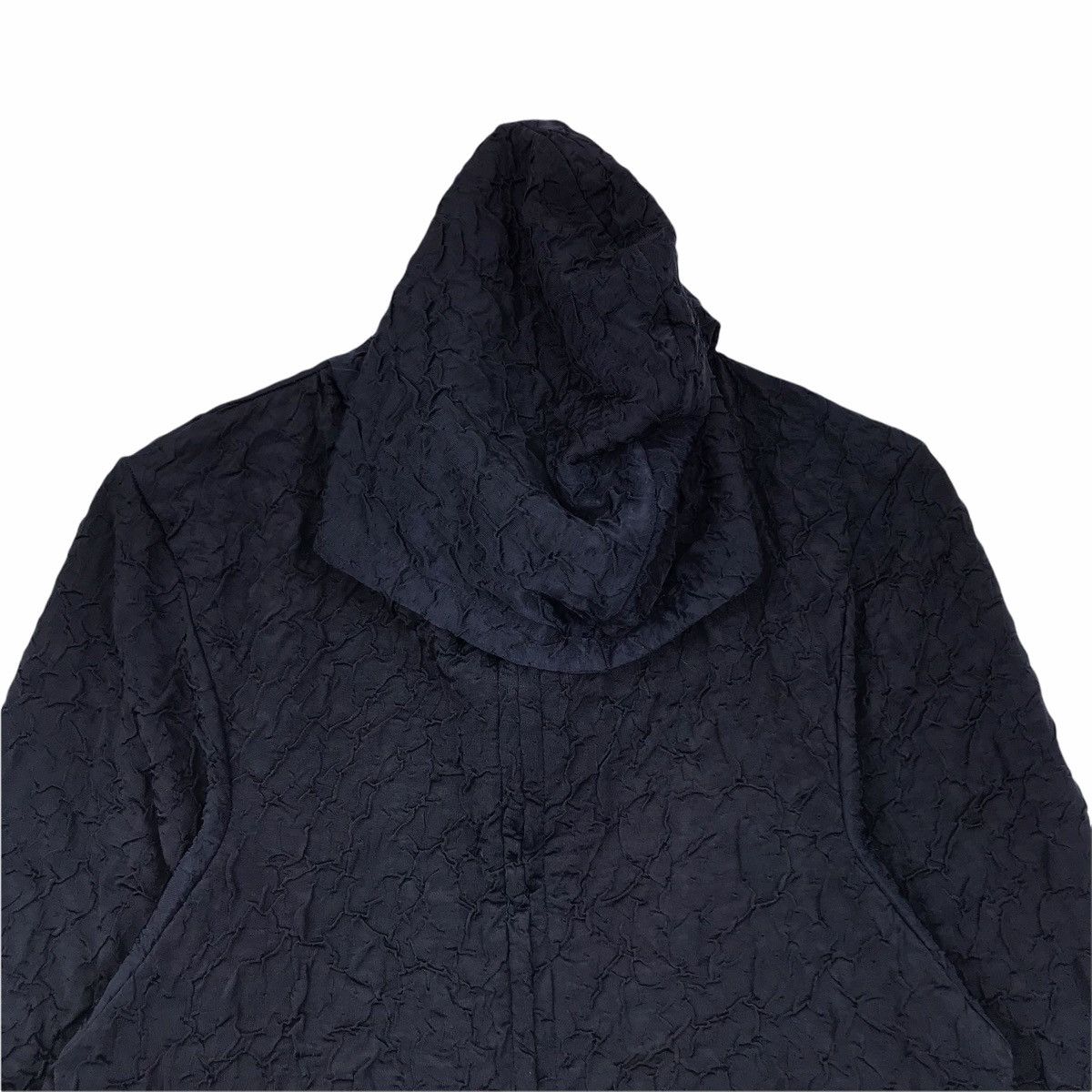 Japanese Brand TSUMORI CHISATO Issey Miyake Japanese Brand Pleats Hoodie Size US M / EU 48-50 / 2 - 3 Thumbnail