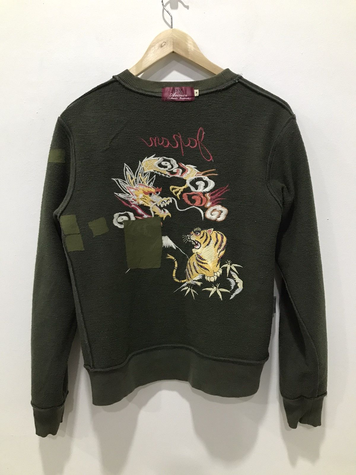 Avirex Avirex Sukajan tigers Embroidered sweatshirt Size US S / EU 44-46 / 1 - 18 Thumbnail