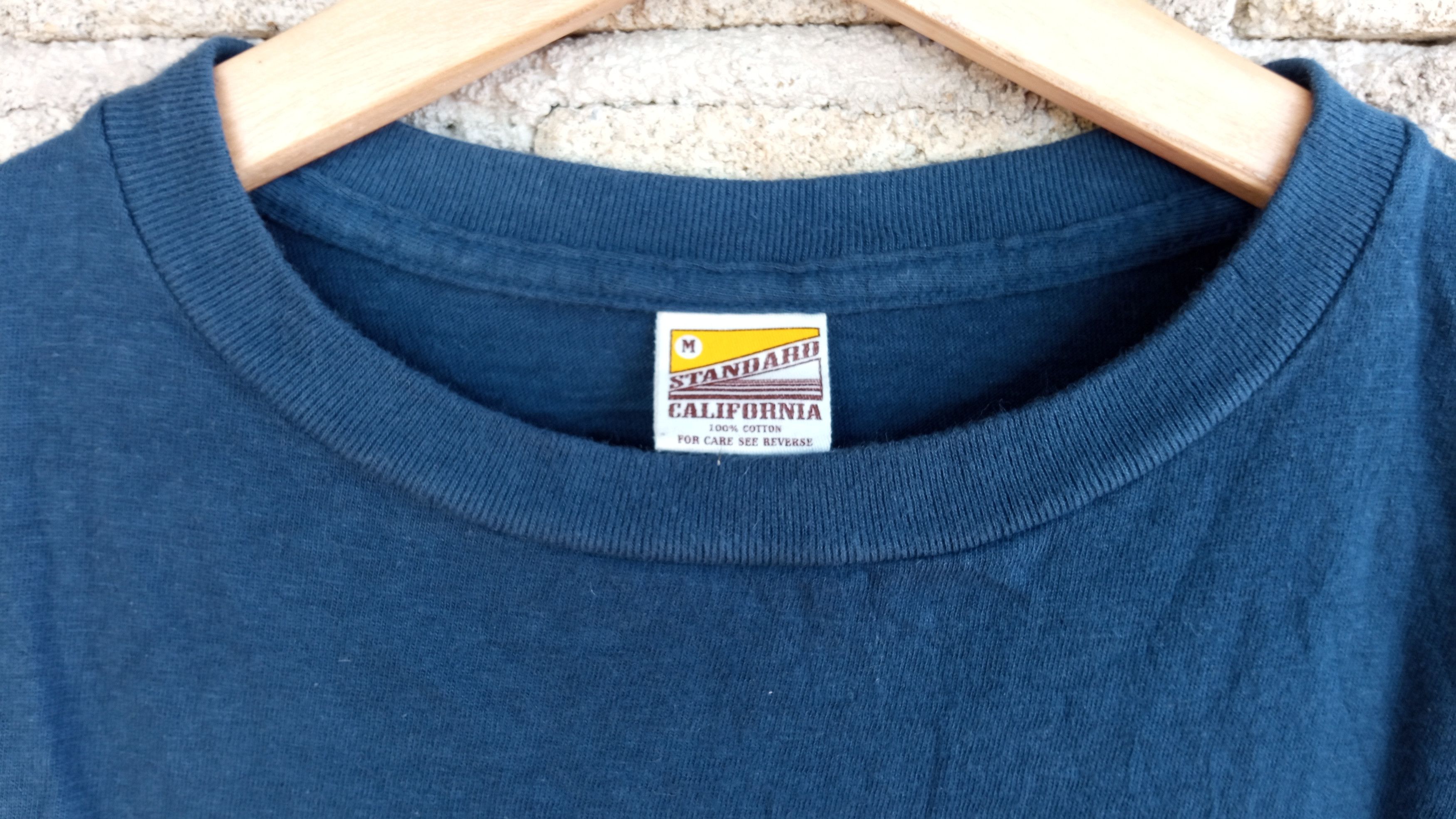 Japanese Brand × Vintage 🔥🔥Standard California Spell Out Logo T-Shirt Size US S / EU 44-46 / 1 - 11 Thumbnail