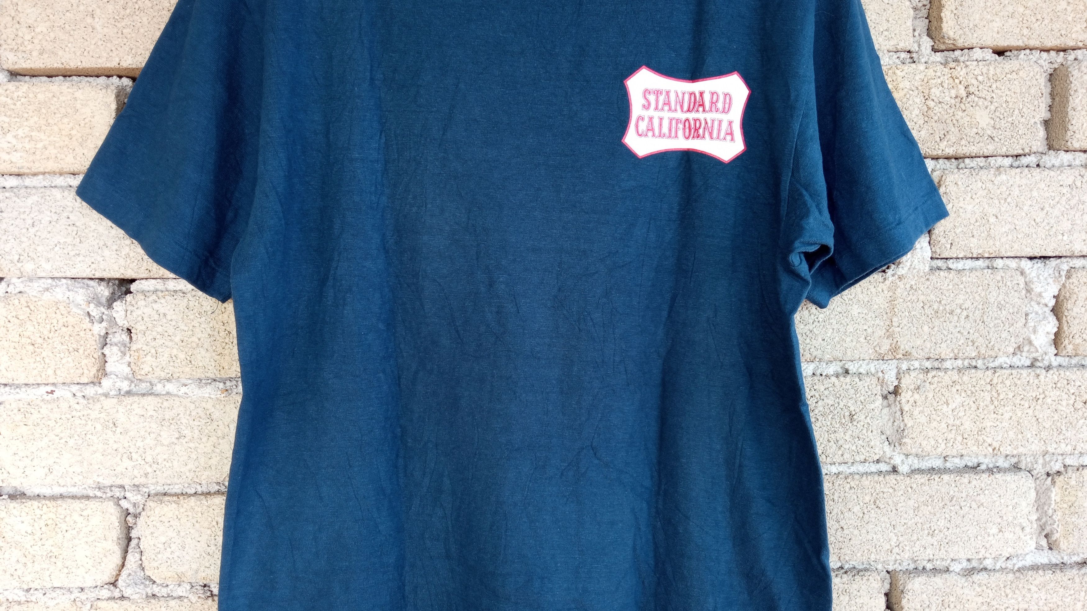Japanese Brand × Vintage 🔥🔥Standard California Spell Out Logo T-Shirt Size US S / EU 44-46 / 1 - 8 Thumbnail