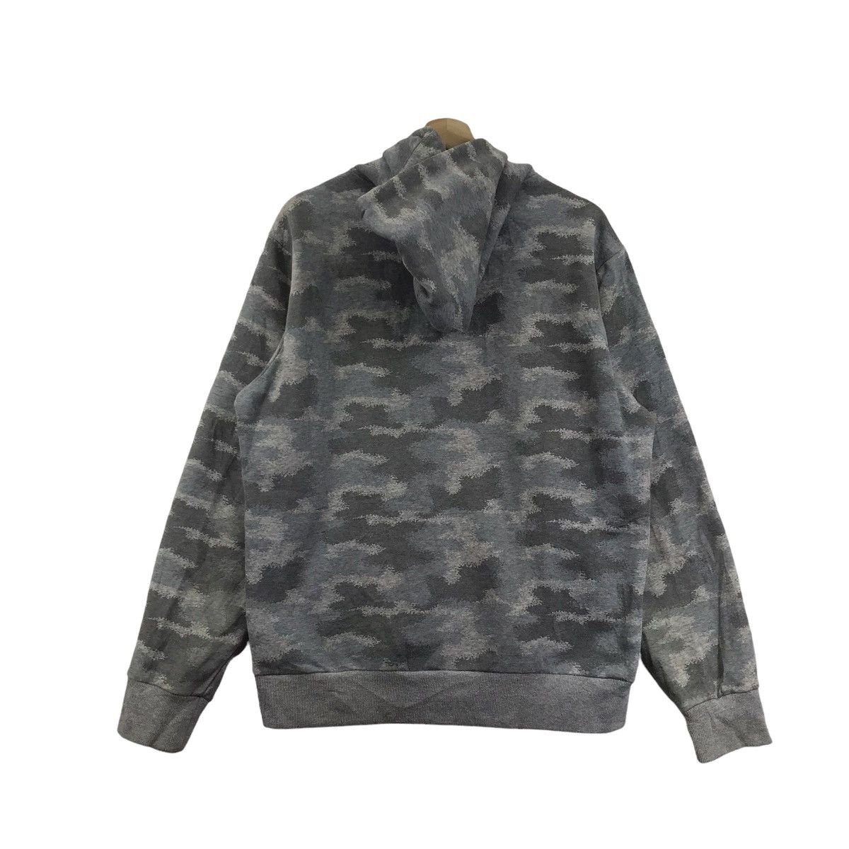 Le Coq Sportif LE COQ SPORTIF Camouflage Sport CenterLogo Hoodie Sweatshirt Size US L / EU 52-54 / 3 - 8 Thumbnail