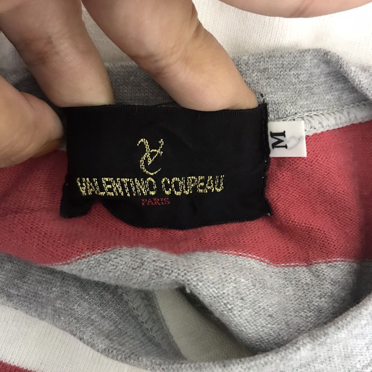 Vintage VALENTINO COUPEAU PARIS Embroidered Stripes T Shirt Size US M / EU 48-50 / 2 - 4 Thumbnail