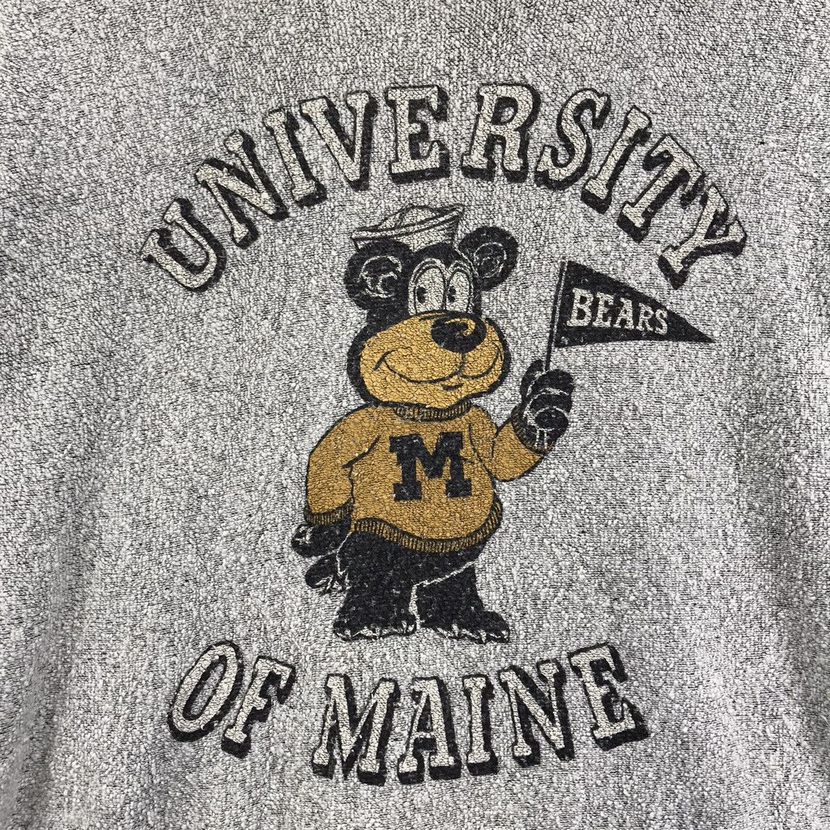 Vintage UNIVERSITY OF MAINE Bananas The Bear Mascot Grey Sweatshirt Size US L / EU 52-54 / 3 - 3 Thumbnail