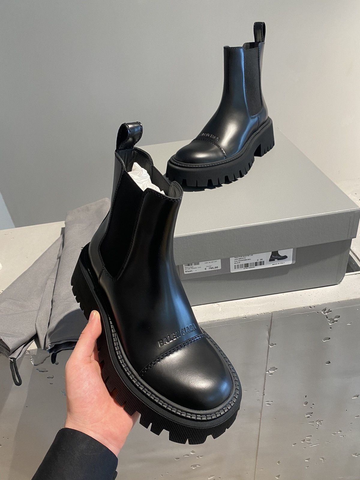 Balenciaga Balenciaga Tractor Boots 20mm | Grailed
