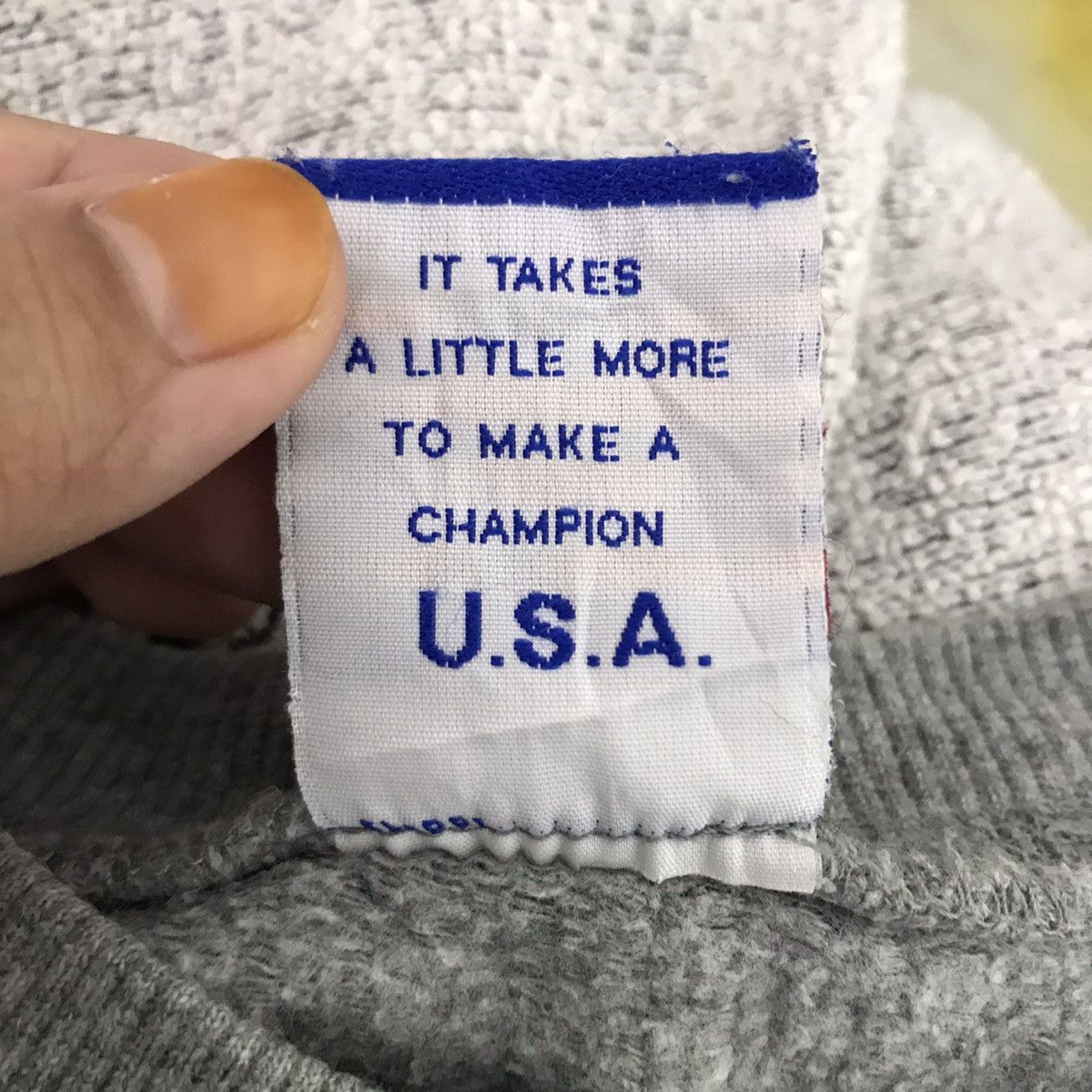 Champion Vintage CHAMPION Blue Bar Tag Small Logo Sportswear Grey Size US XL / EU 56 / 4 - 6 Thumbnail