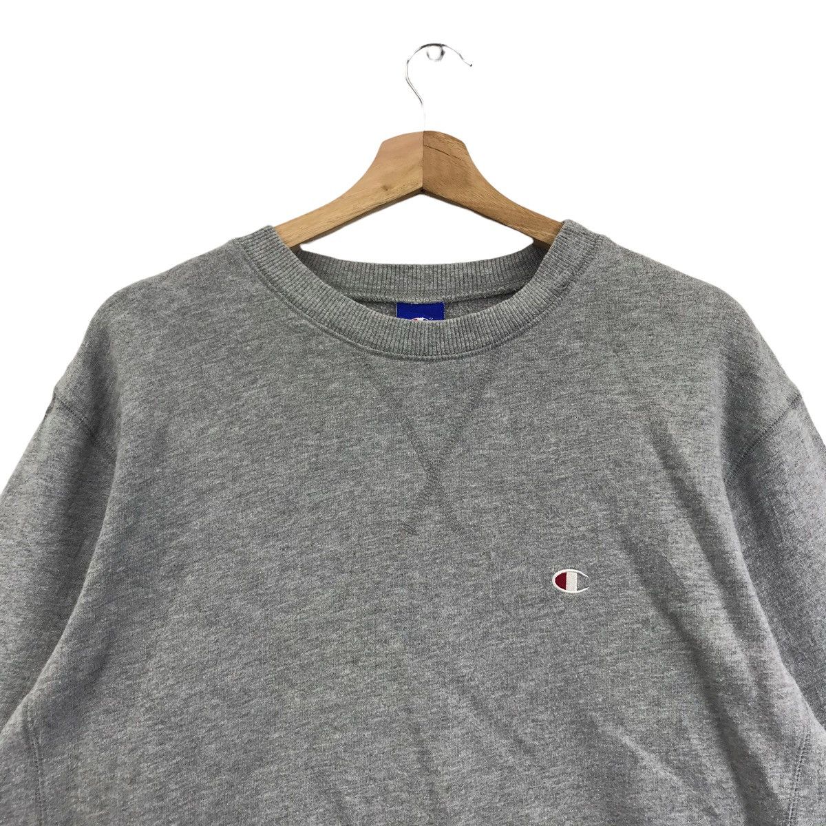Champion Vintage CHAMPION Blue Bar Tag Small Logo Sportswear Grey Size US XL / EU 56 / 4 - 2 Thumbnail