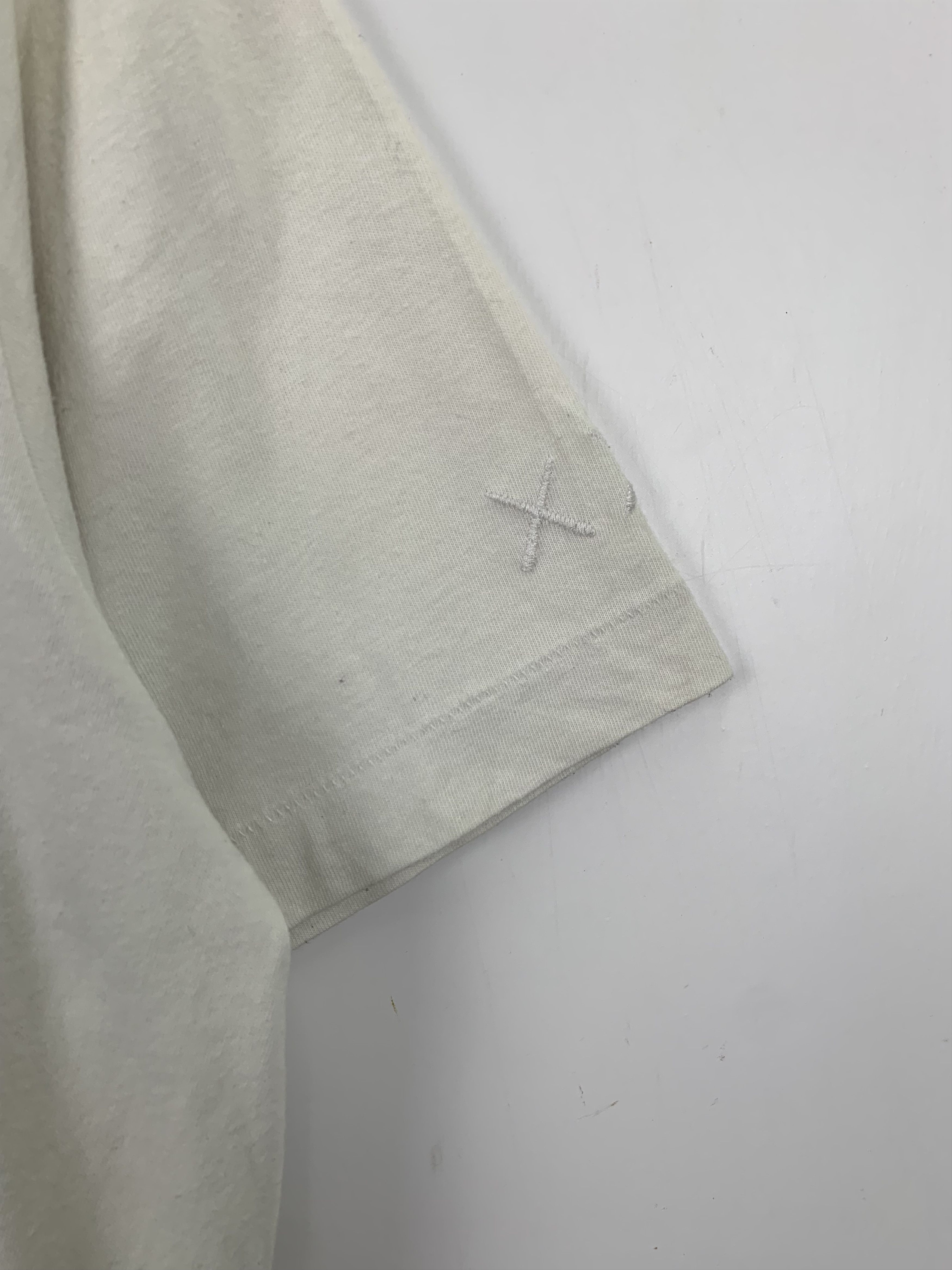 Kaws × Uniqlo Uniqlo Kaws Peanuts T Shirt TA0244 Size US XL / EU 56 / 4 - 4 Thumbnail
