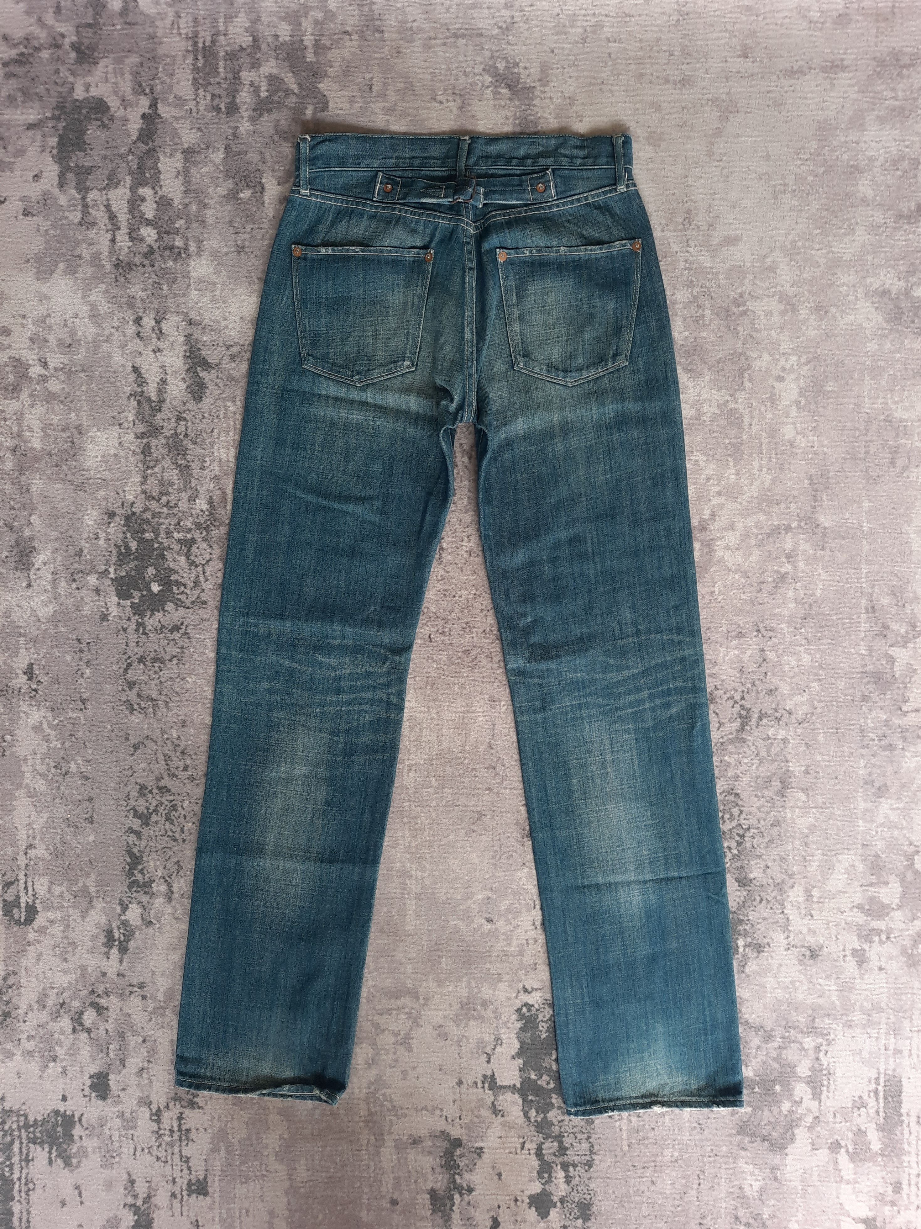 Japanese Brand 🔥Vintage uniqlo buckle back stonewash denim jeans Size US 29 - 2 Thumbnail