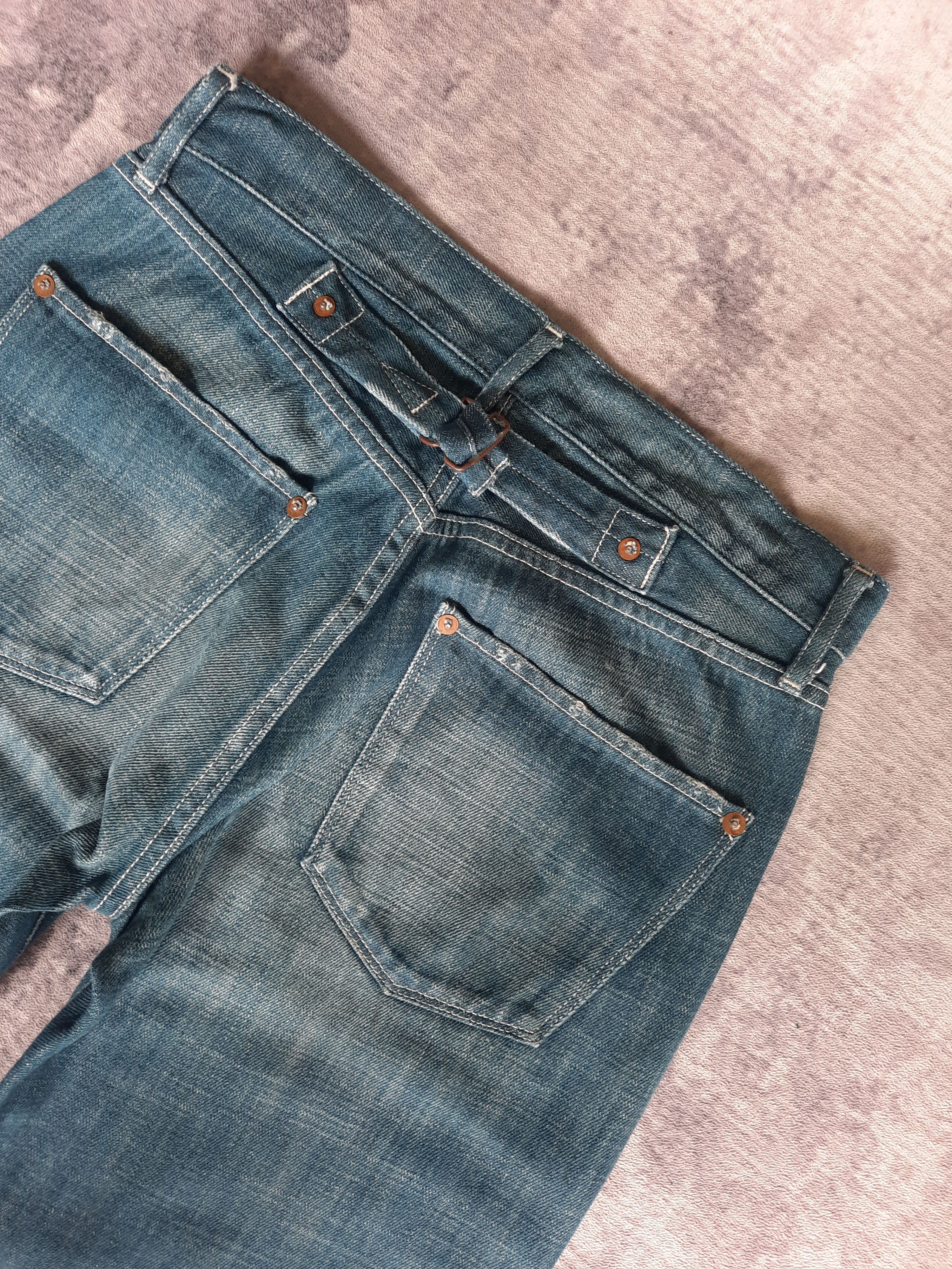 Japanese Brand 🔥Vintage uniqlo buckle back stonewash denim jeans Size US 29 - 4 Thumbnail