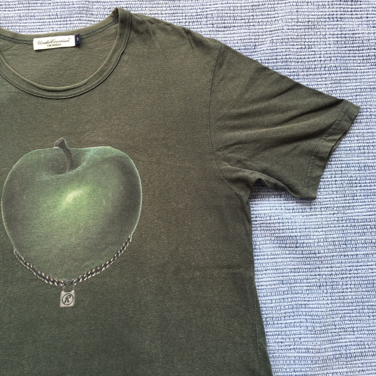 Undercover rebel apple tee Size US L / EU 52-54 / 3 - 3 Thumbnail