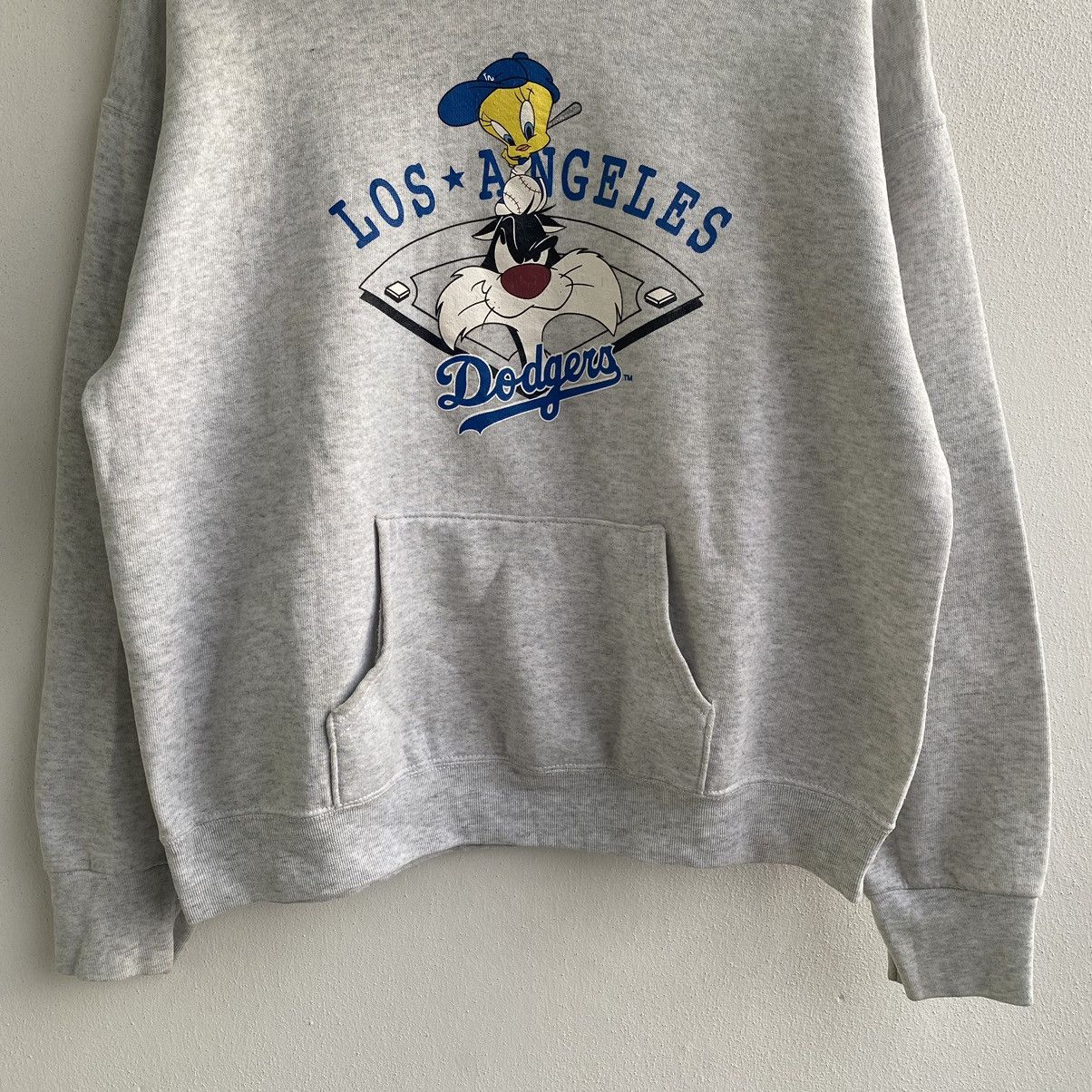 Cartoon Network × MLB Looney Tunes Cartoon Los Angeles Dodgers Vintage Hoodie Size US M / EU 48-50 / 2 - 6 Thumbnail
