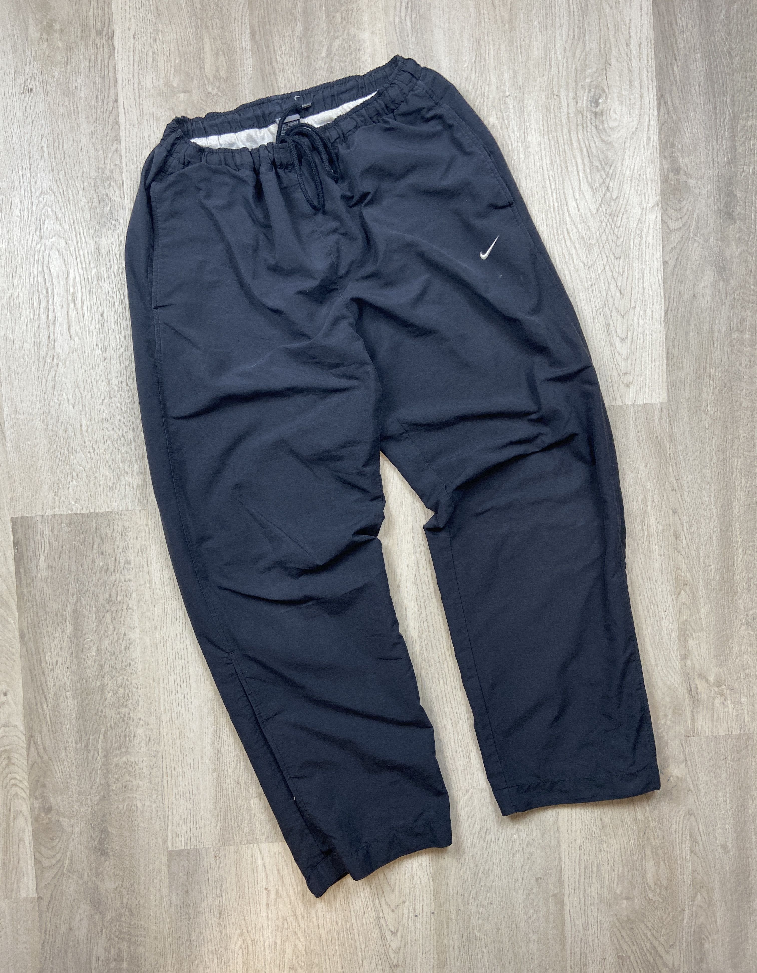 Nike Nike Vintage Mens Nylon Baggy Pants Drill style Size US 34 / EU 50 - 1 Thumbnail