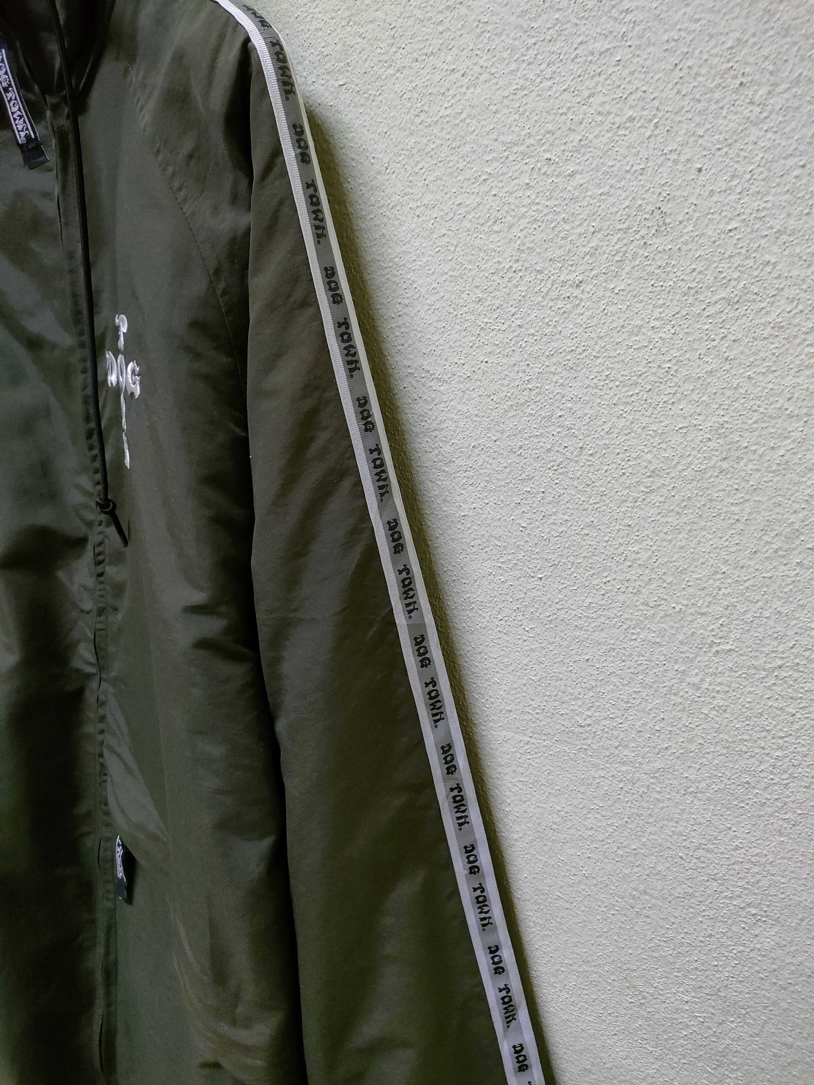 Dogtown × Vintage 🔥Vintage Dogtown Reflection Side Tape Size US L / EU 52-54 / 3 - 10 Thumbnail