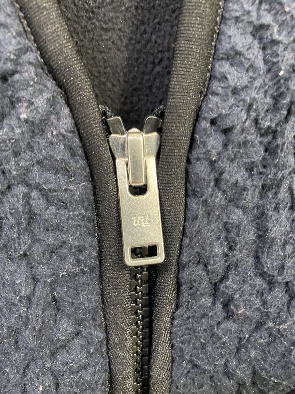 Jun Takahashi Undercover X Uniqlo Fleece Jacket Nice Design Size US L / EU 52-54 / 3 - 9 Thumbnail