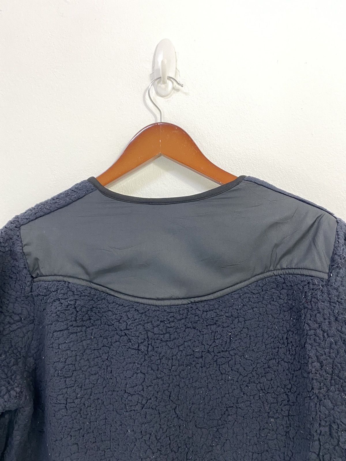 Jun Takahashi Undercover X Uniqlo Fleece Jacket Nice Design Size US L / EU 52-54 / 3 - 10 Thumbnail