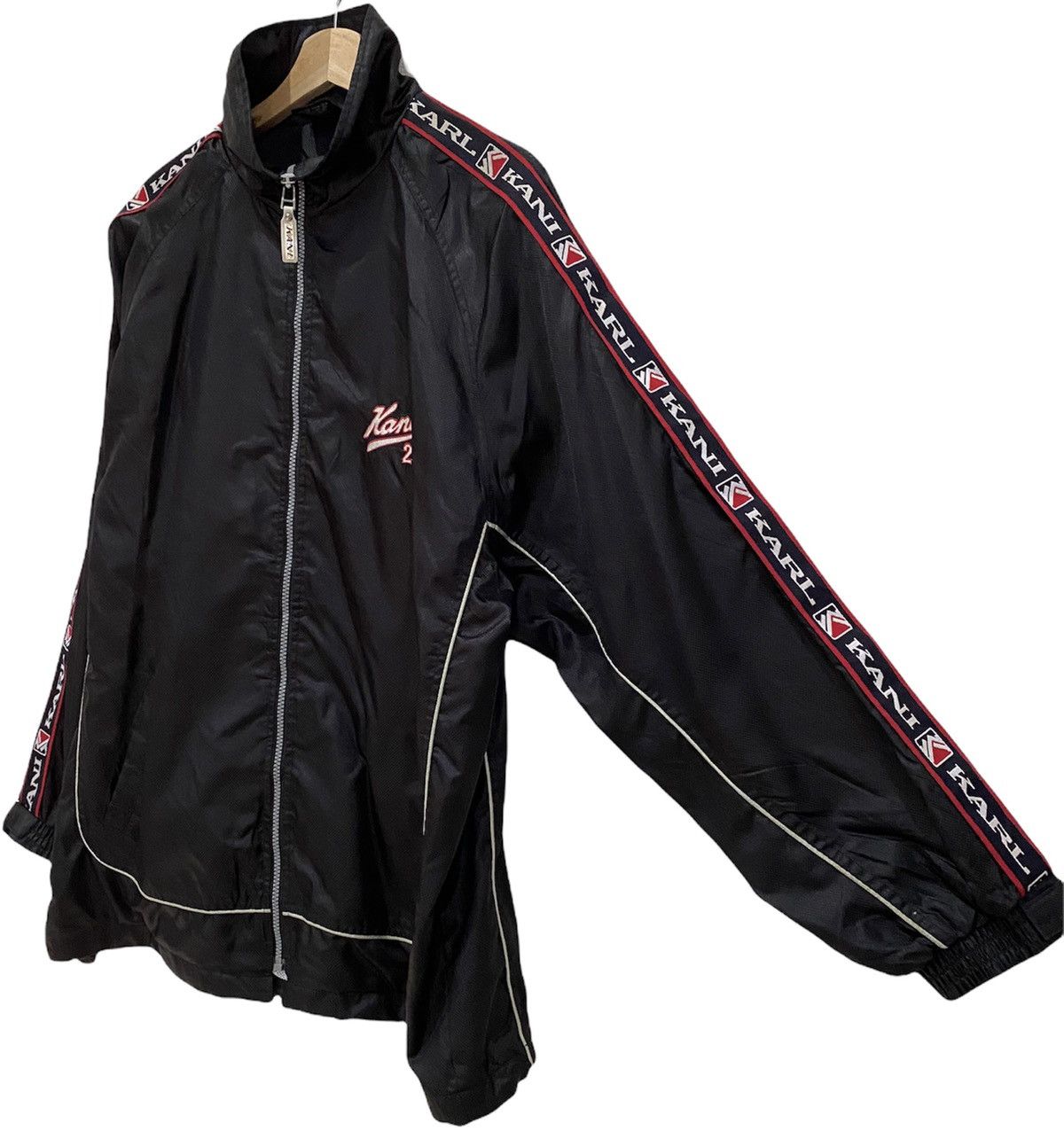Karl Kani × Vintage ICONIC KARL KANI SIDETAPE LOGOMATIC EMBROIDERY LIGHT JACKET Size US XL / EU 56 / 4 - 5 Thumbnail